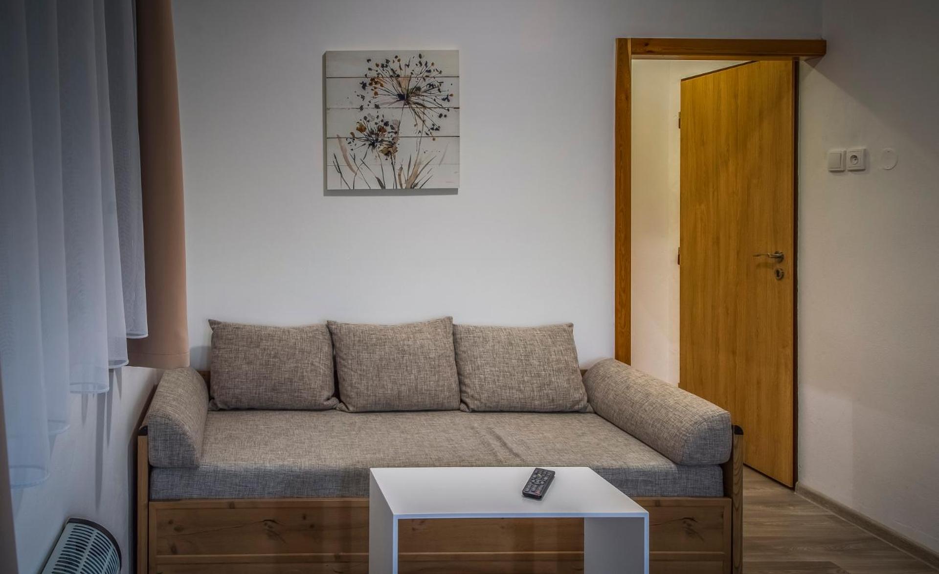 Deluxe Double Room with Extra Bed photo 2