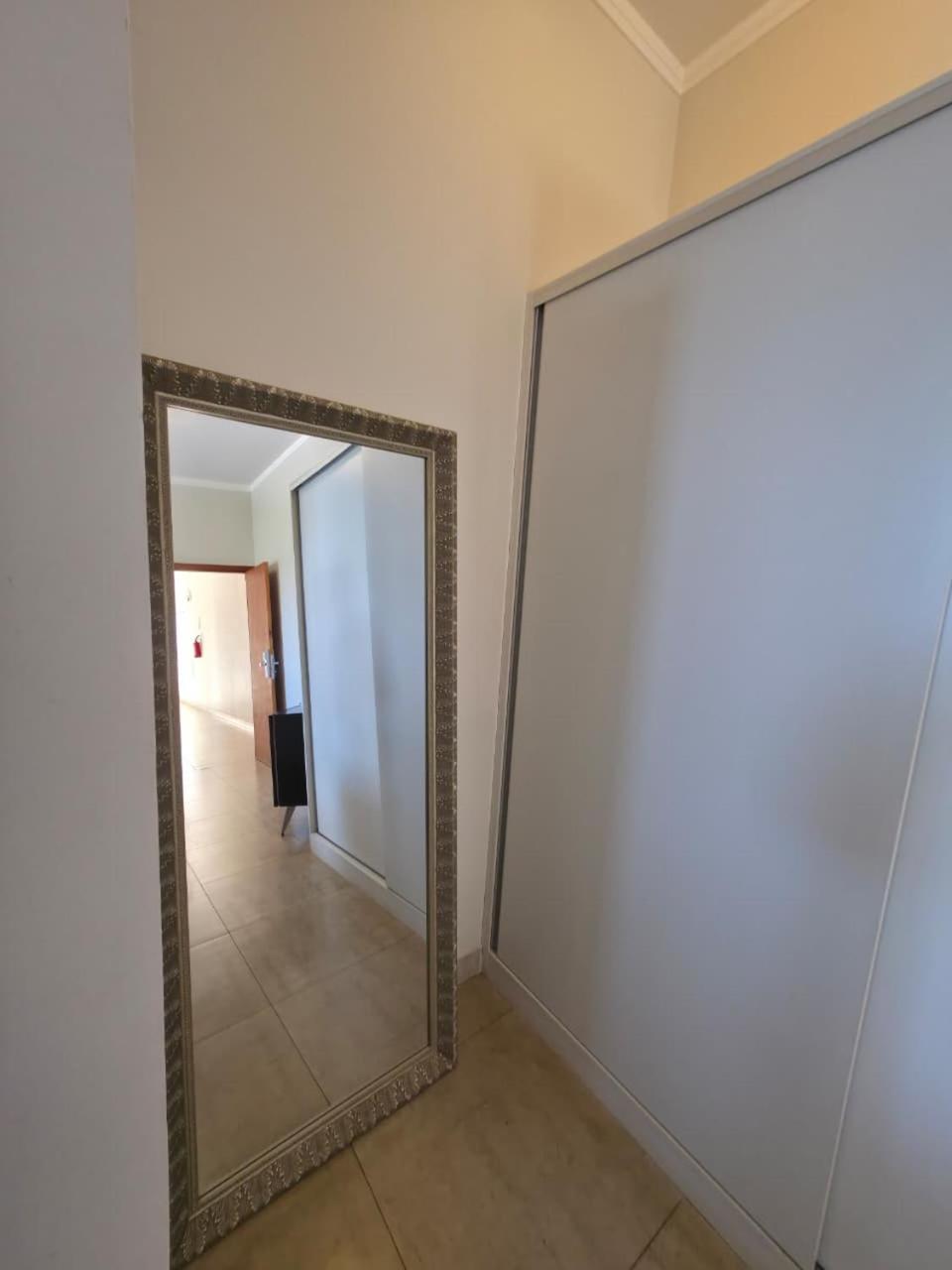 Deluxe King Room photo 2