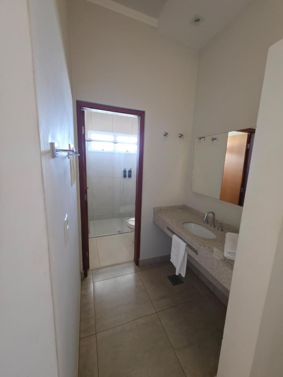 Deluxe King Room photo 1