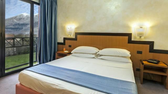 Large Double Room - Photo 9