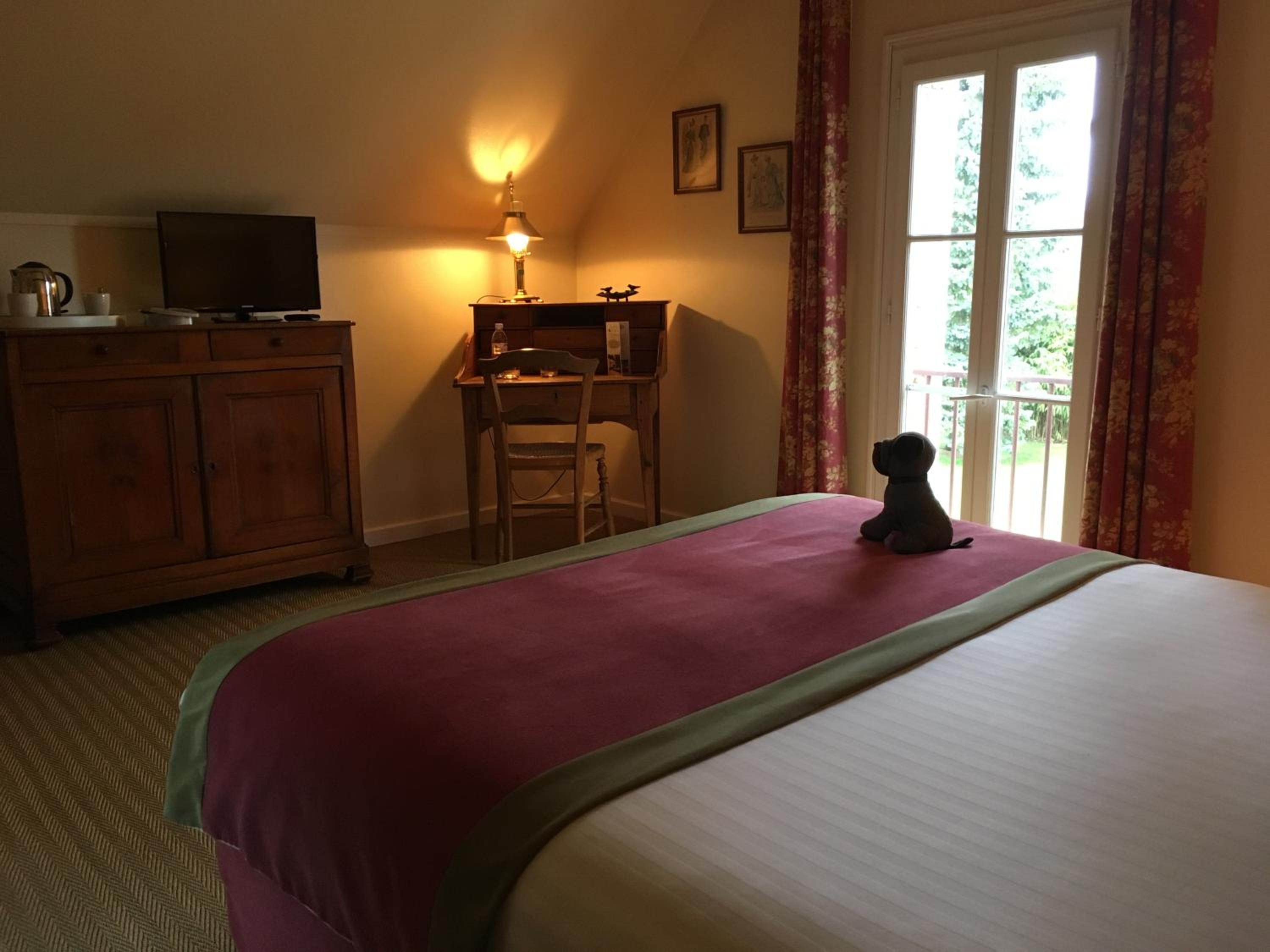 Deluxe Double Room with Bath photo 2
