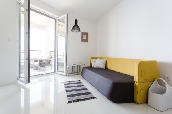 Apartment With Sea View photo 2