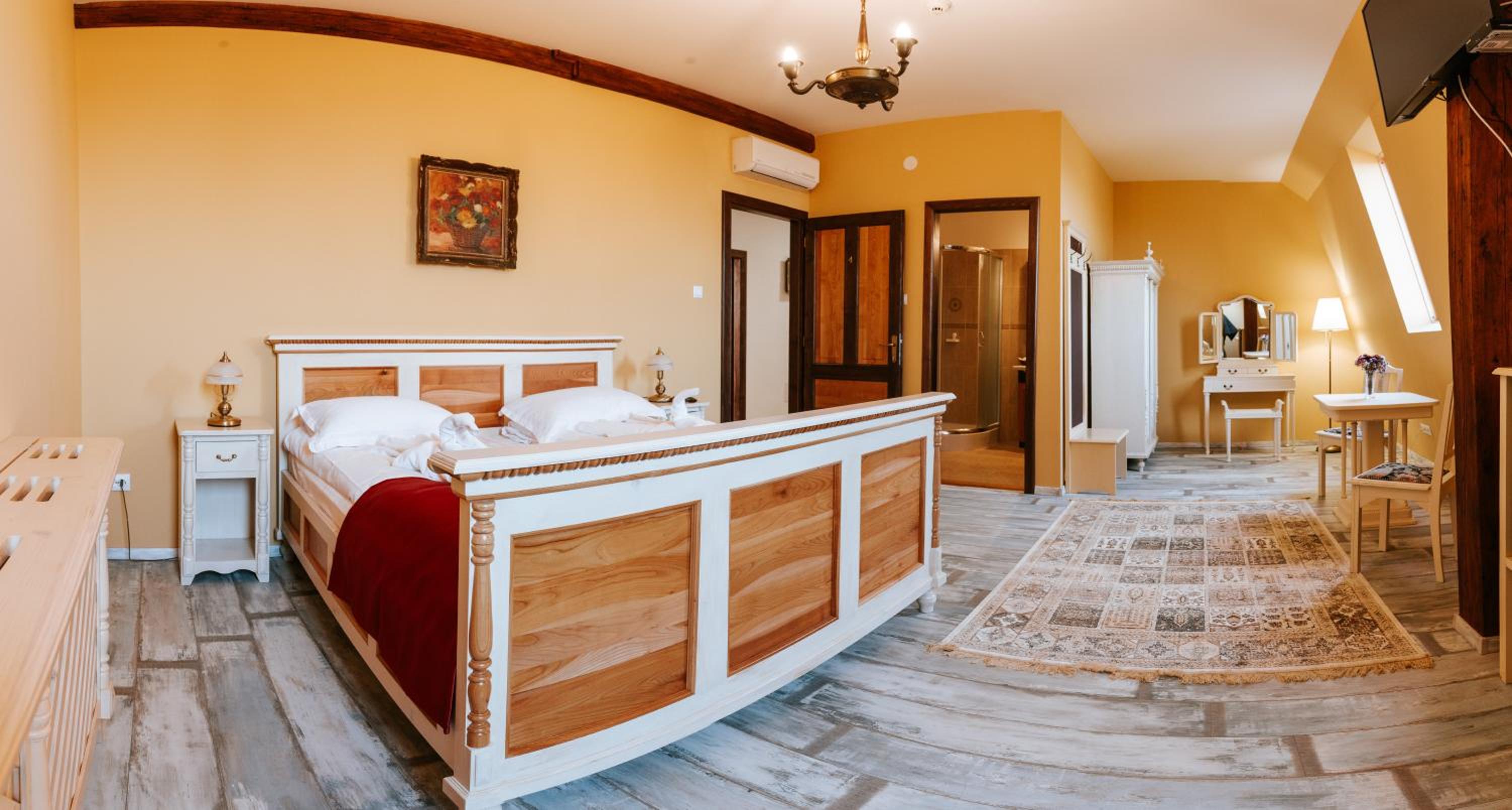 Deluxe Queen Room photo 1