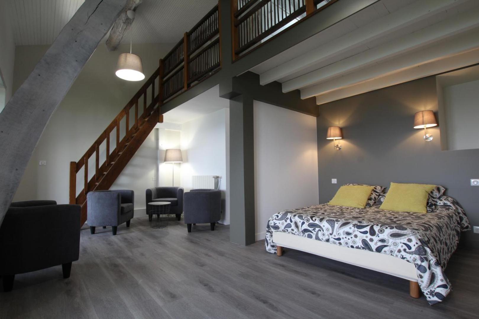 Family Room - Photo 1