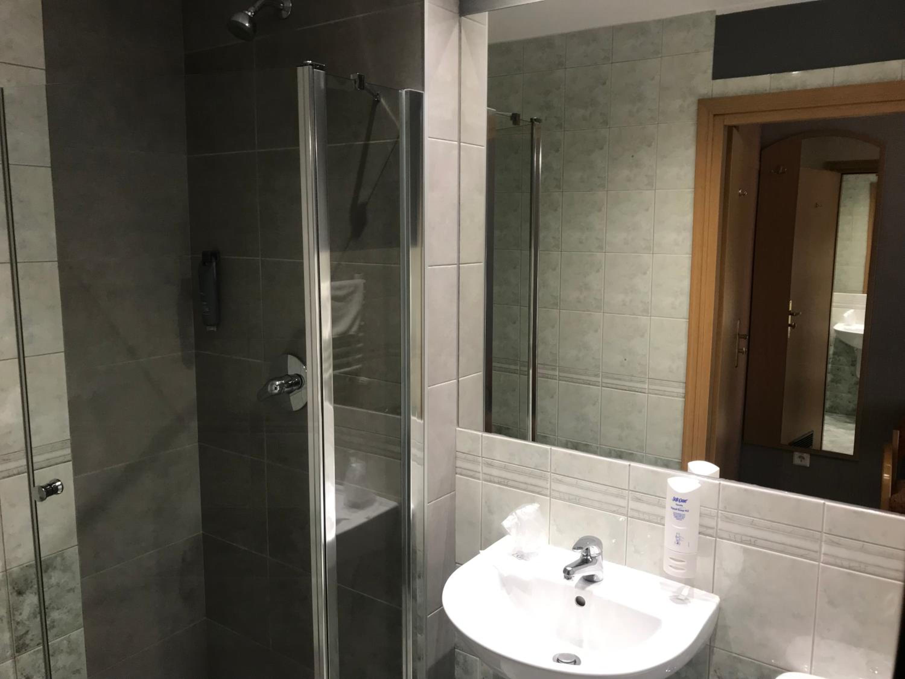 Superior Twin Room - Photo 6