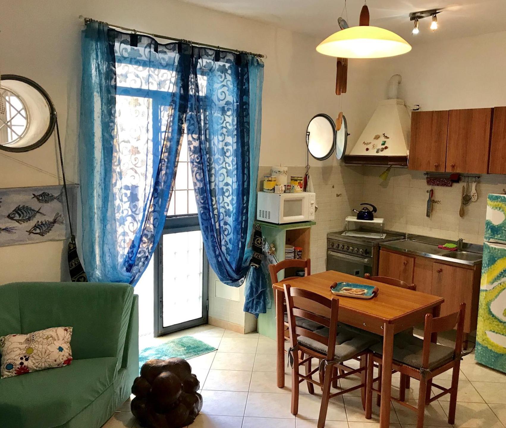 Two-Bedroom Apartment - Photo 32