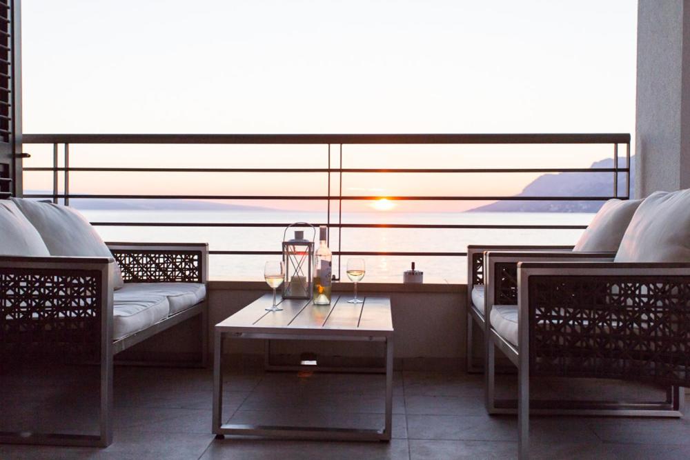 Two-Bedroom Apartment with Balcony and Sea View photo 1