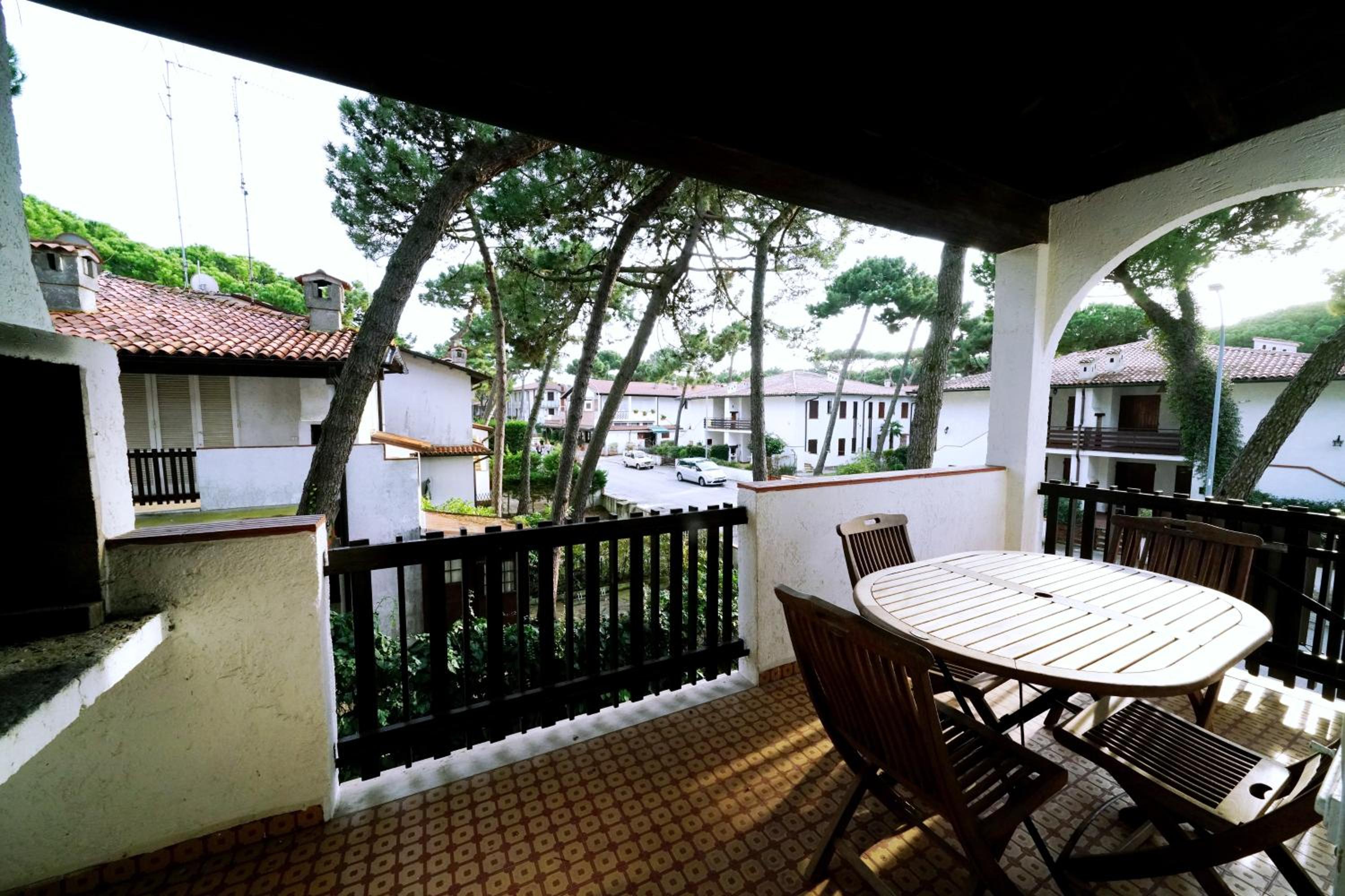 Three-Bedroom House - Photo 12