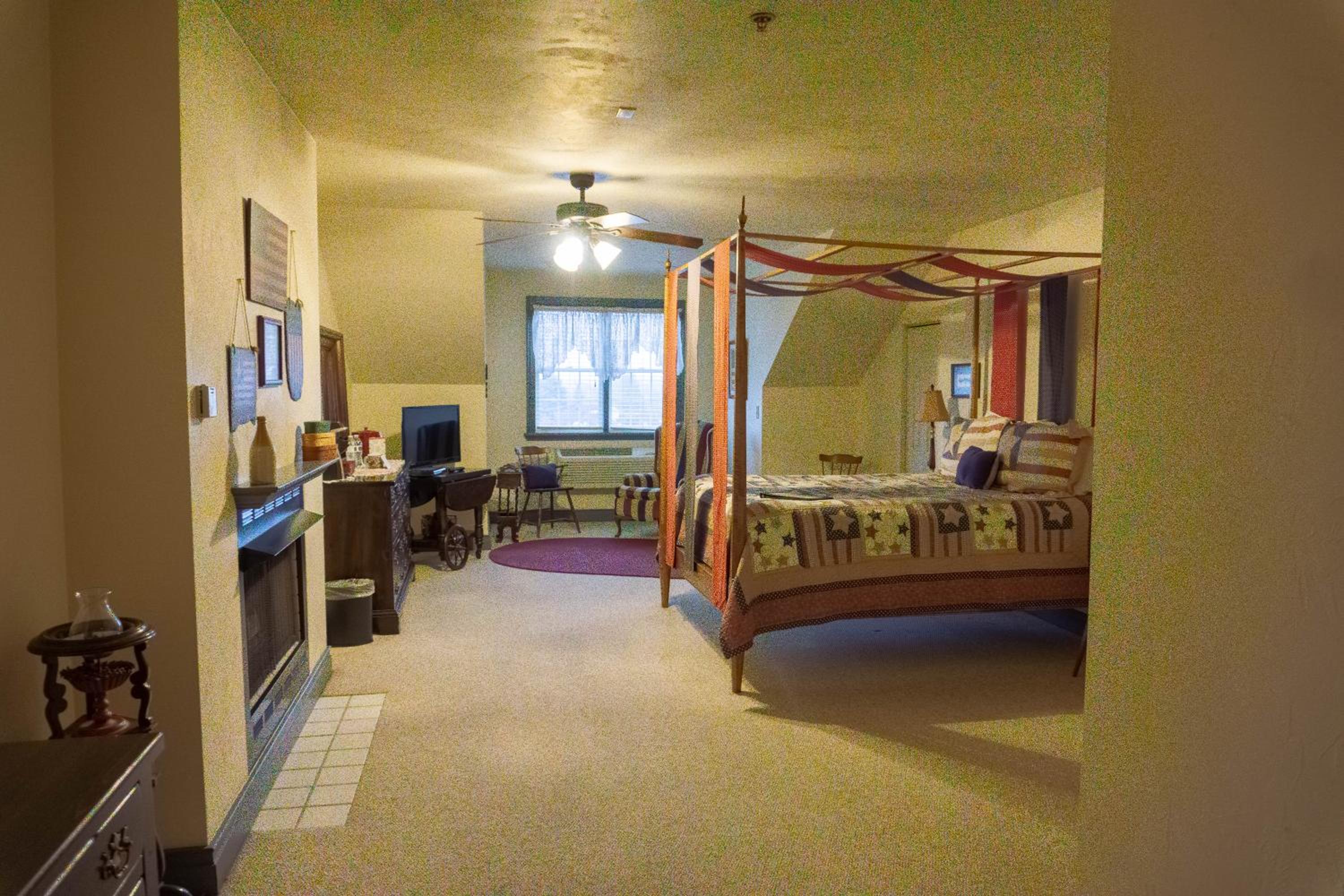 Queen Room