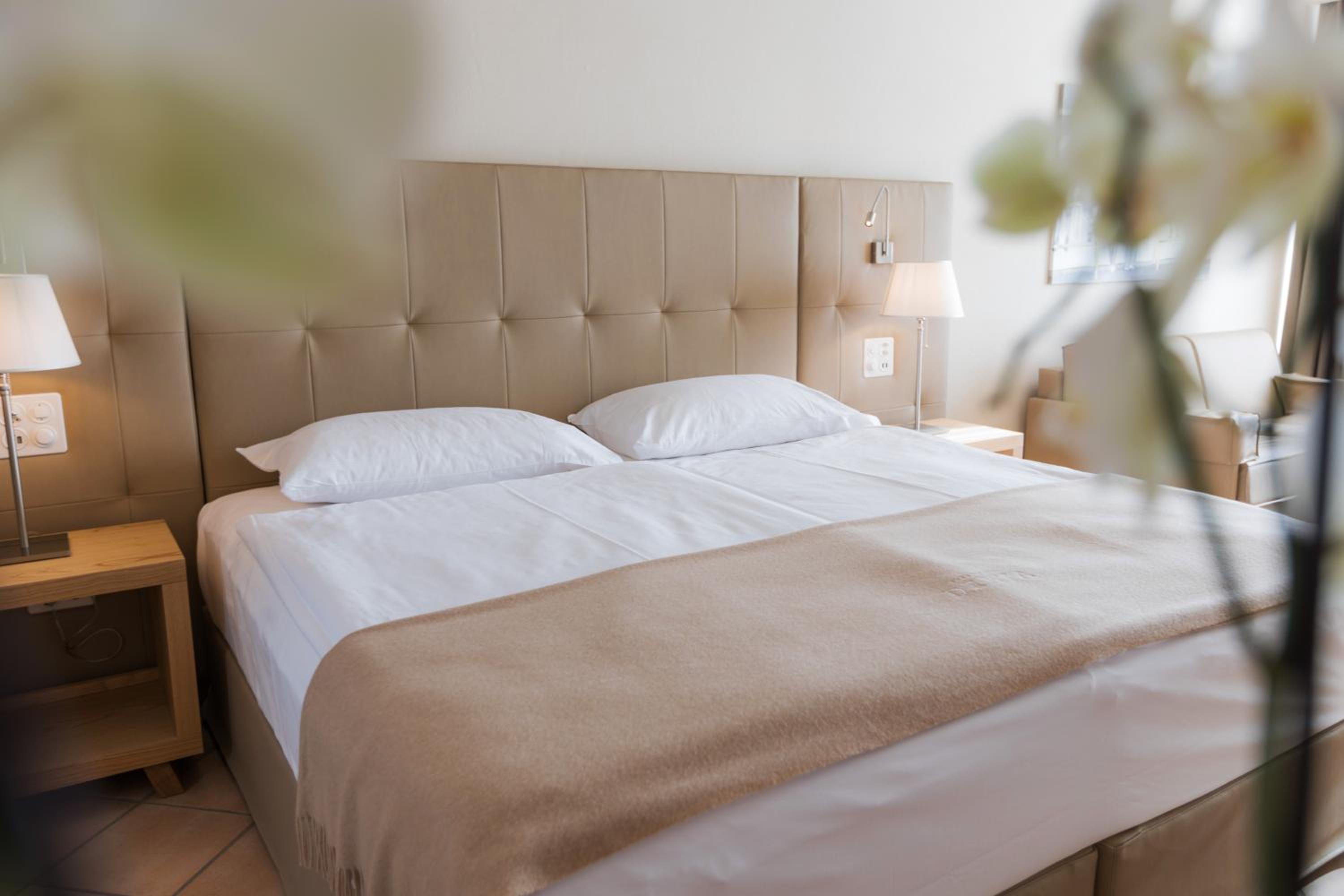 Classic Double Room with Spa Access - Photo 8