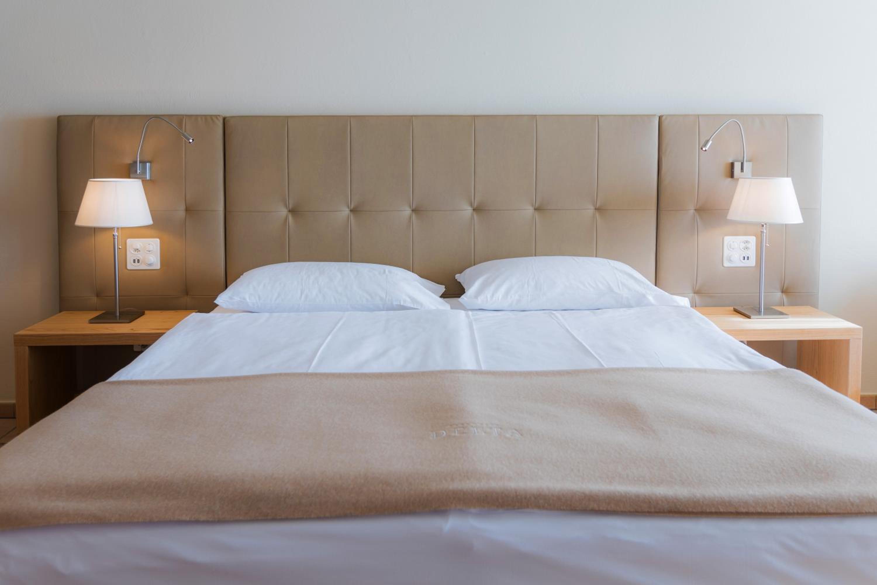 Classic Double Room with Spa Access - Photo 6