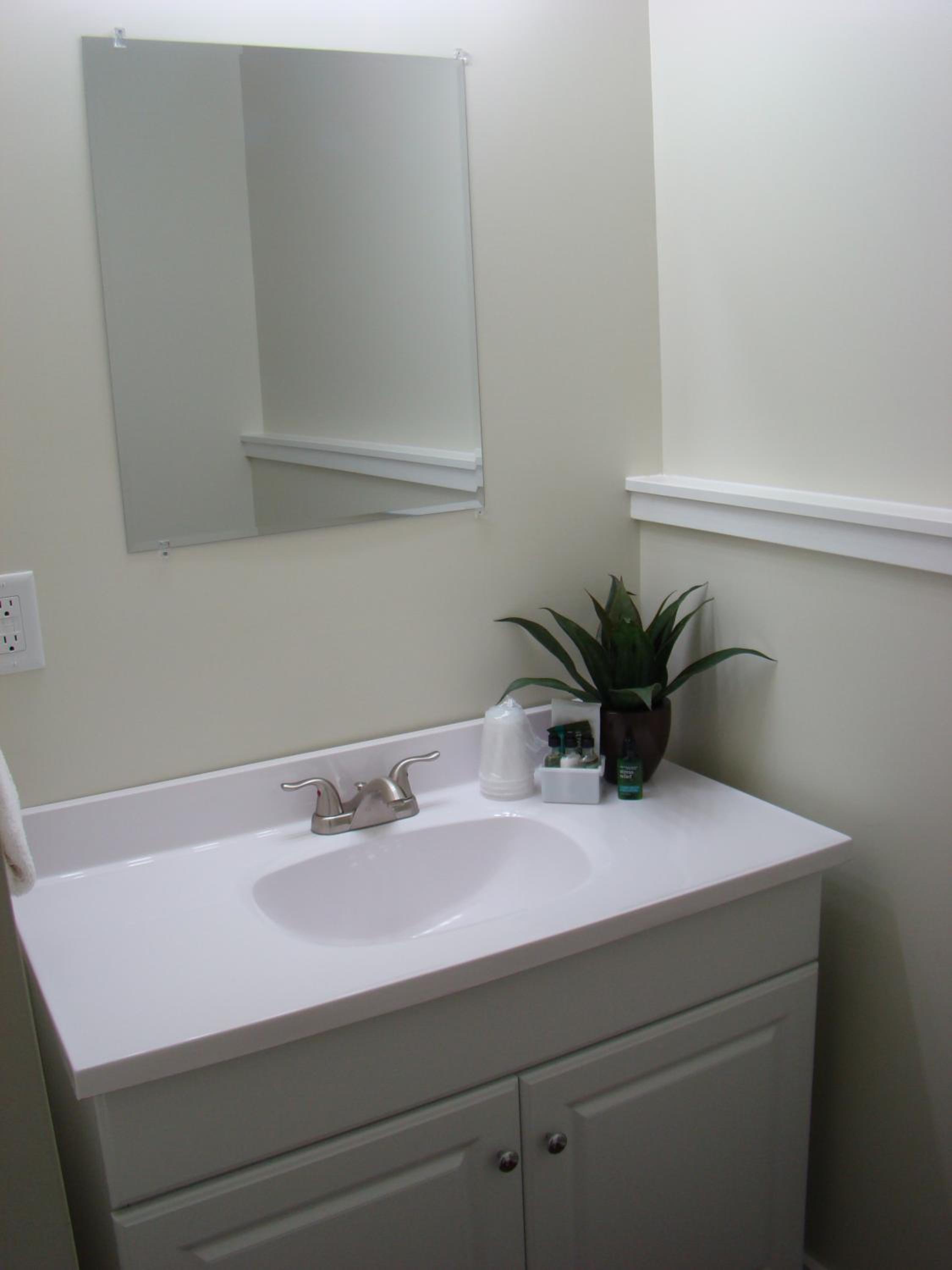 Queen Room photo 2