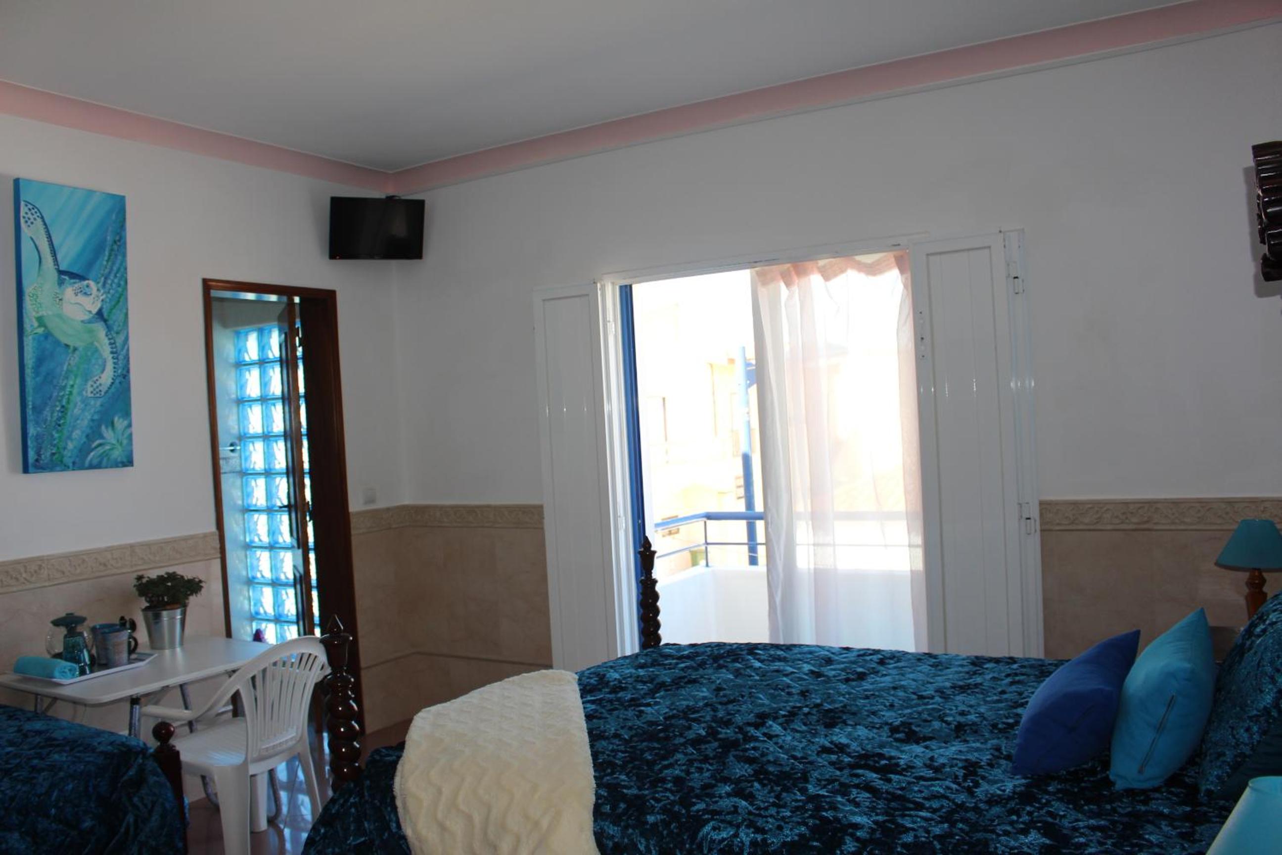 Double Room with Balcony photo 3