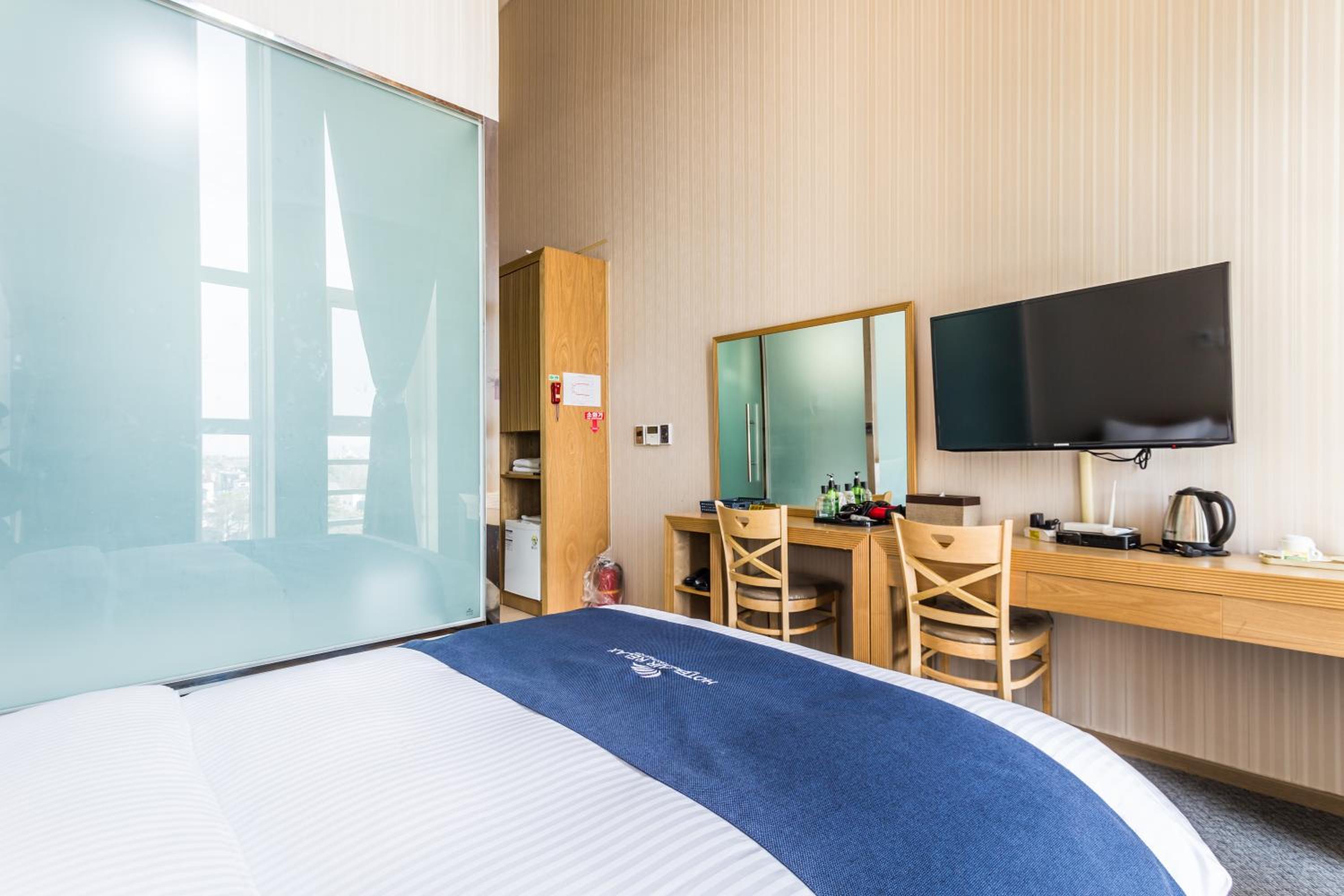 Deluxe Double Room photo 3