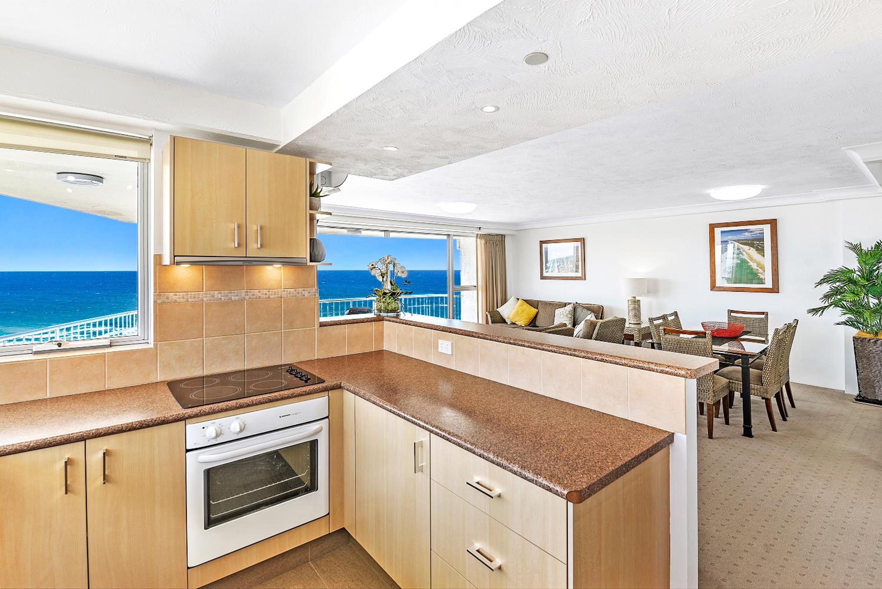 Classic One Bedroom Ocean View - Photo 7
