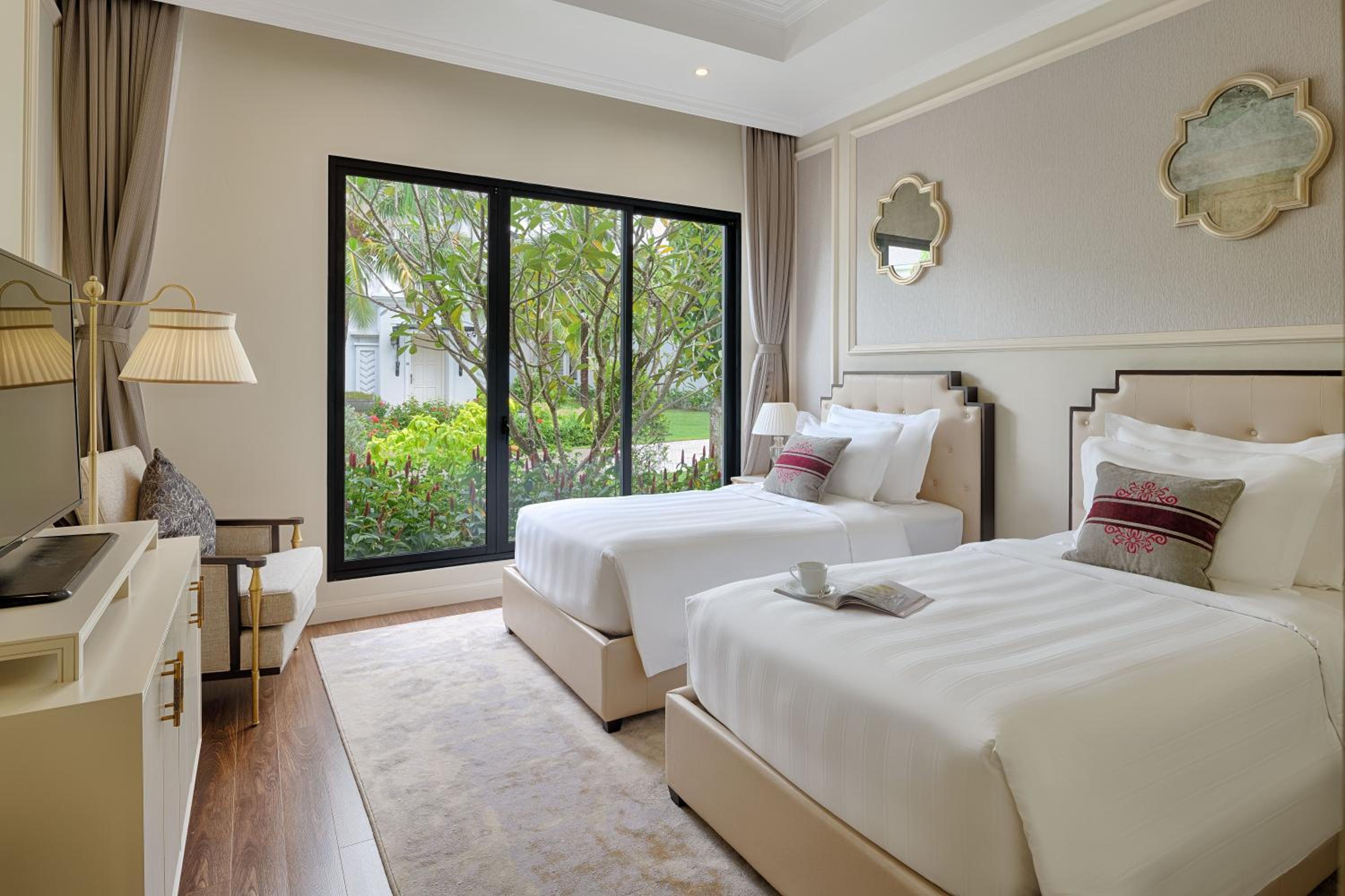 Villa 2 Bedrooms with Safari Ticket (1 time)