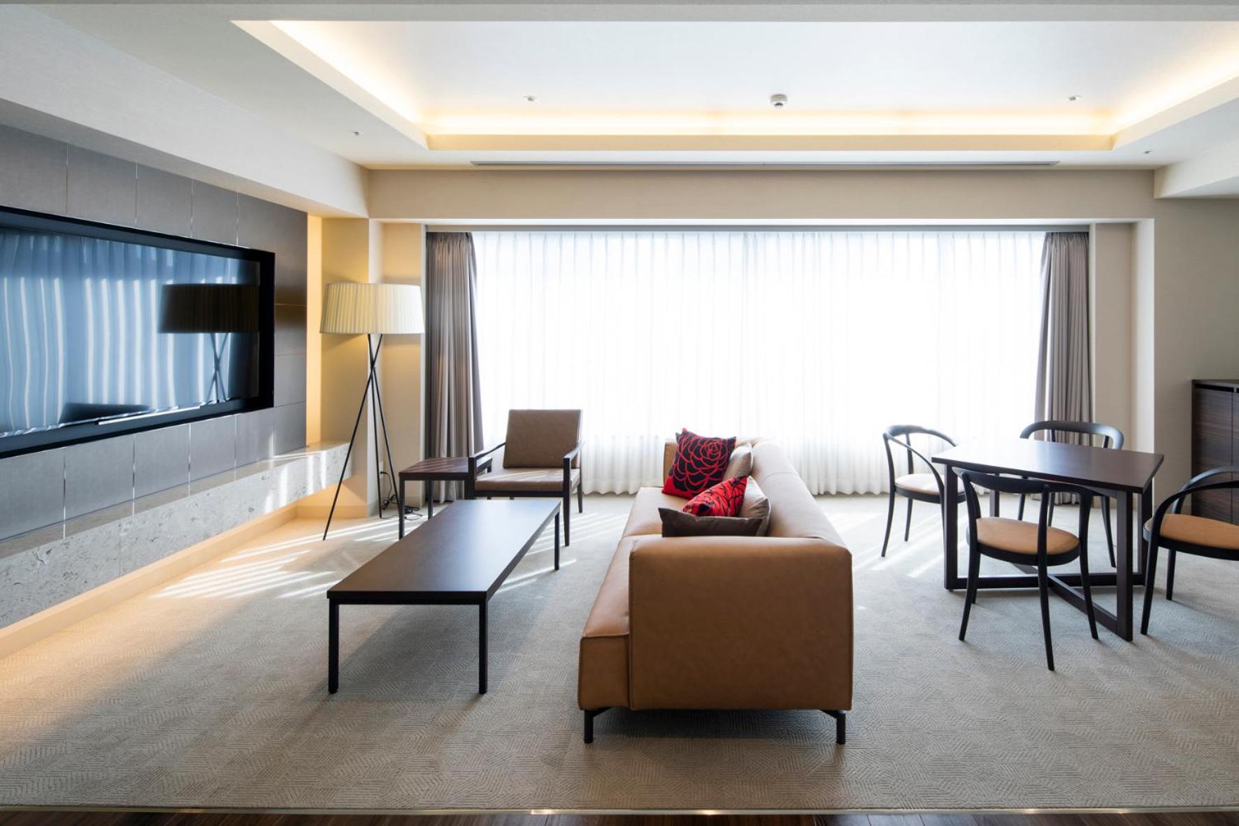 Suite - Photo 8