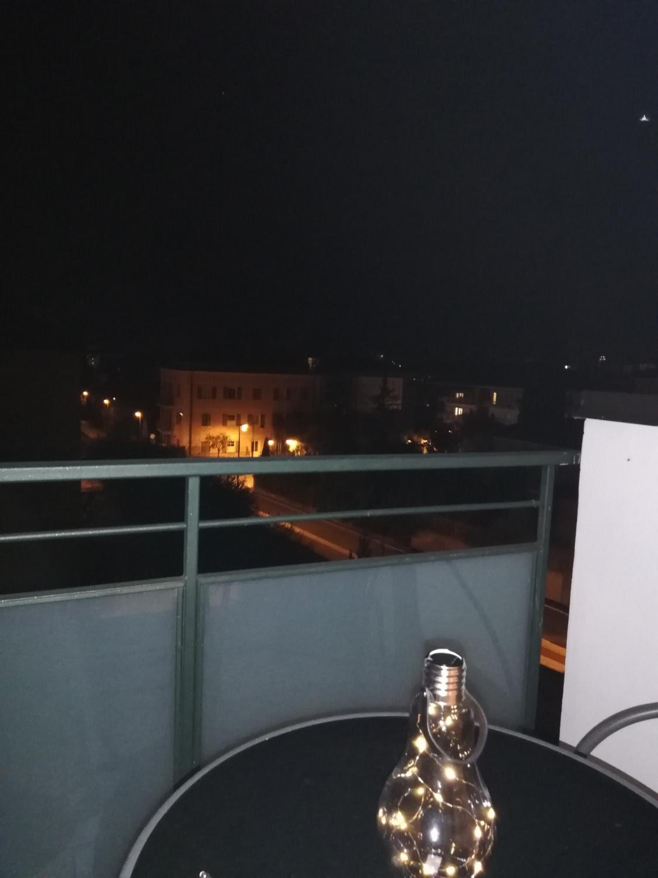 Apartment with Terrace - Photo 21