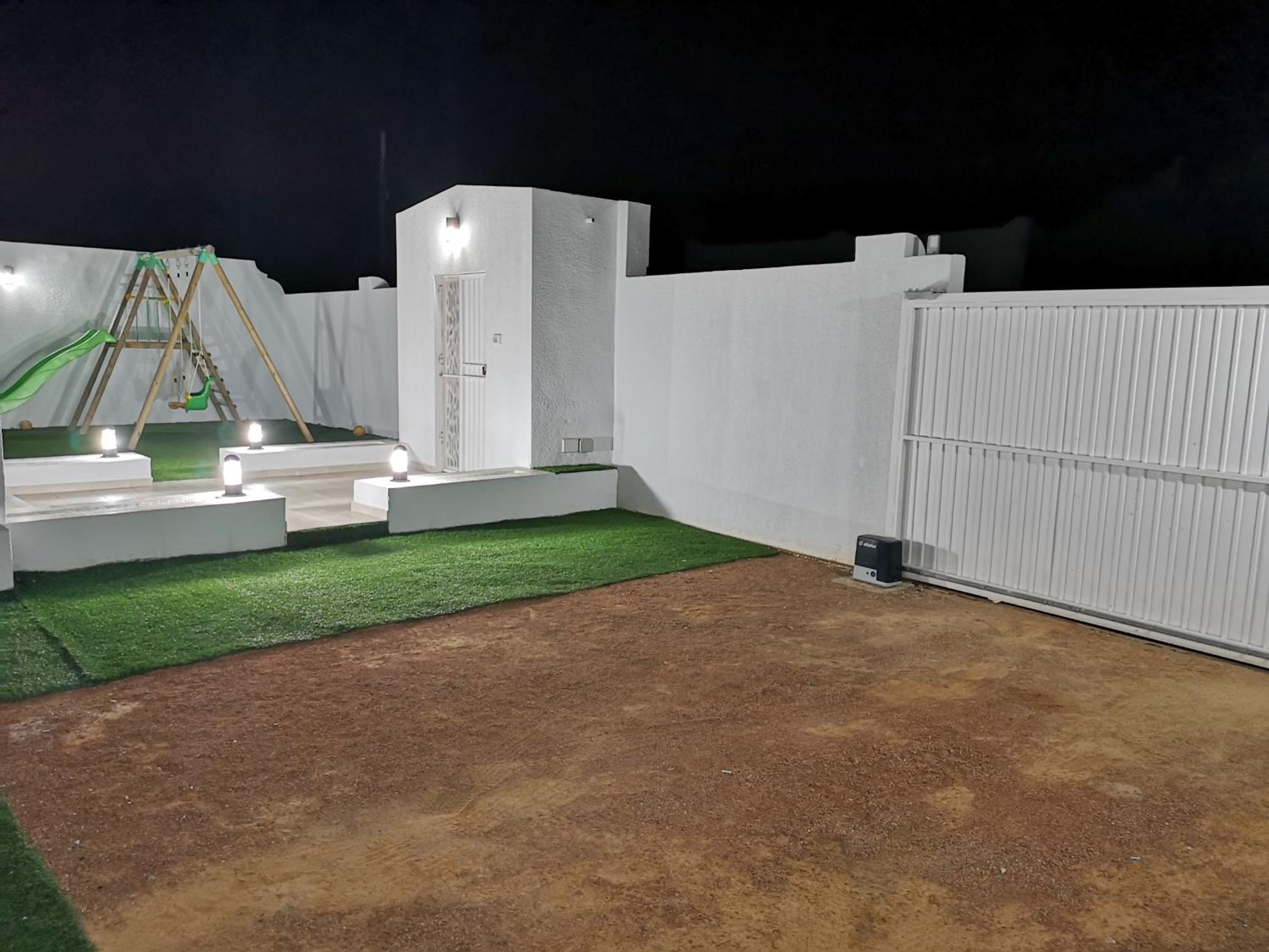 Villa photo 3