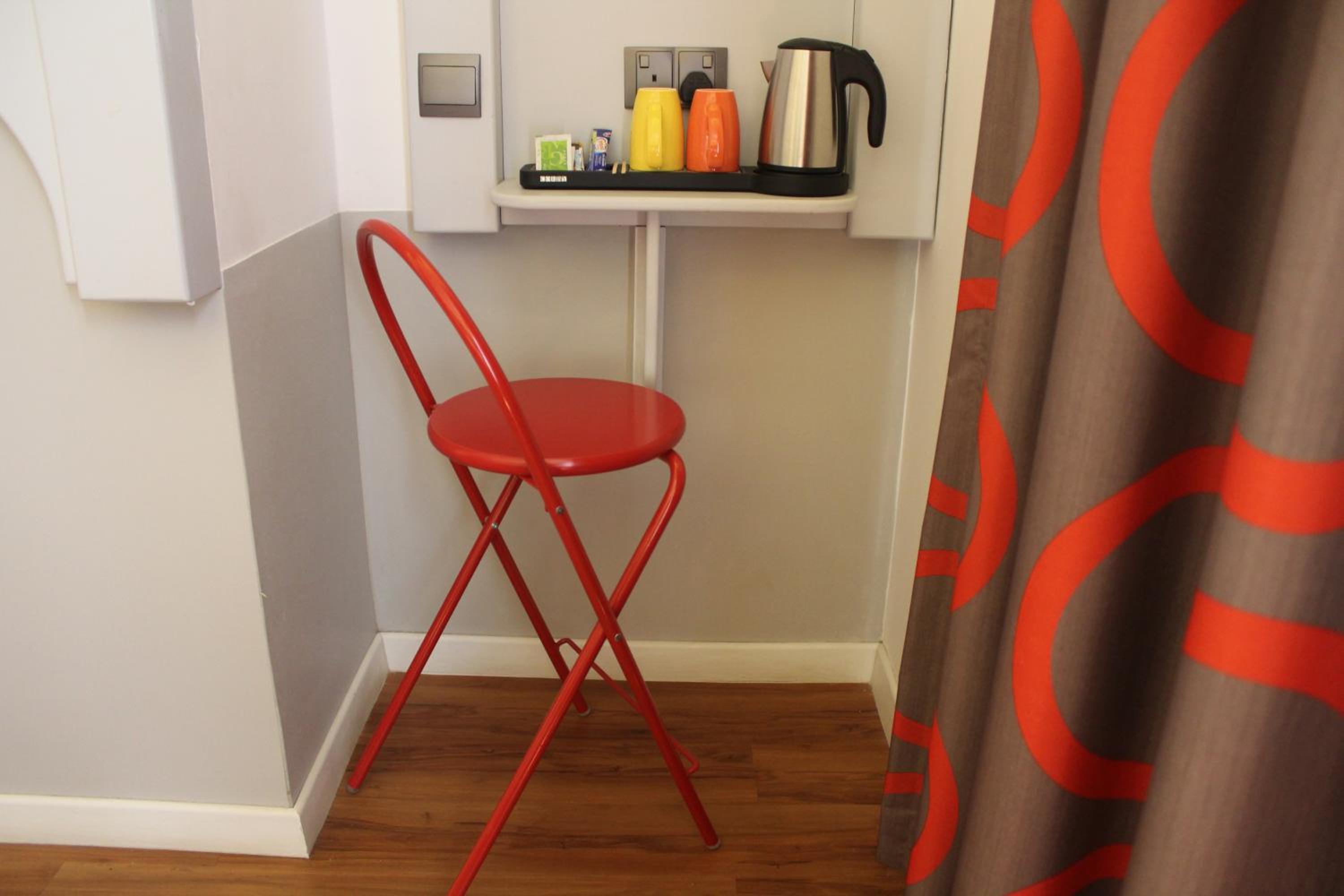 Standard Twin Room photo 2
