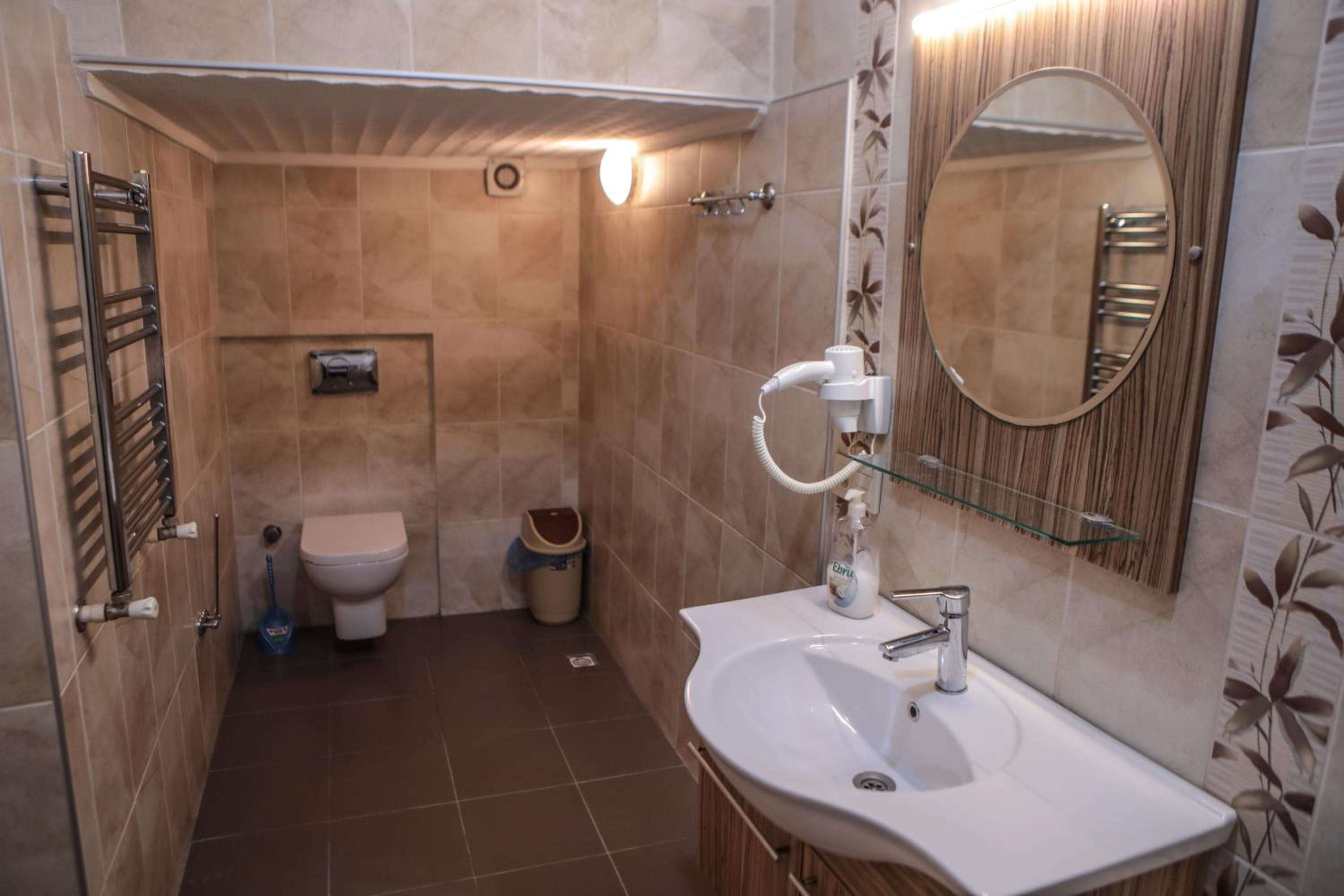 Deluxe Triple Room photo 3