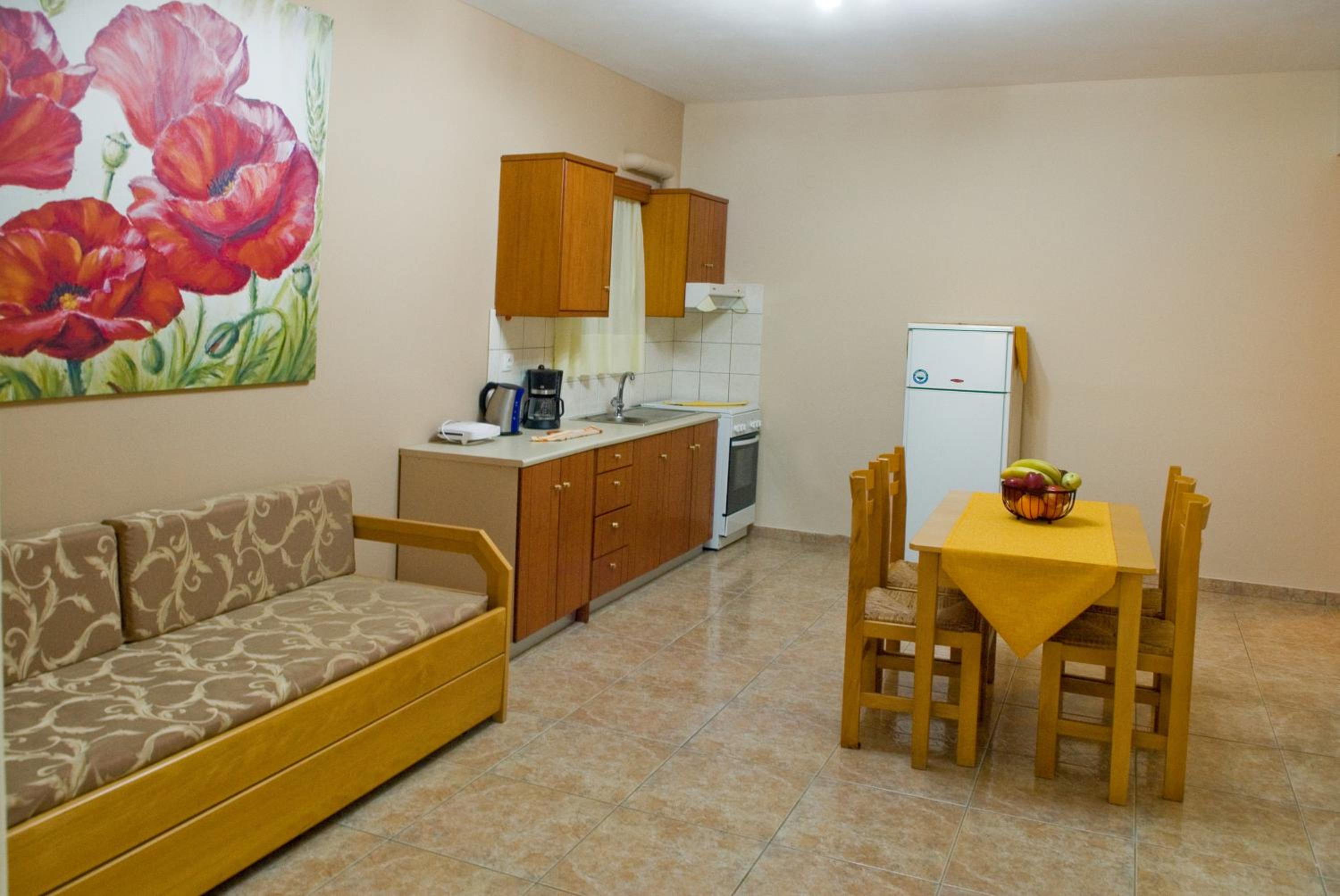 One-Bedroom Apartment - Photo 14