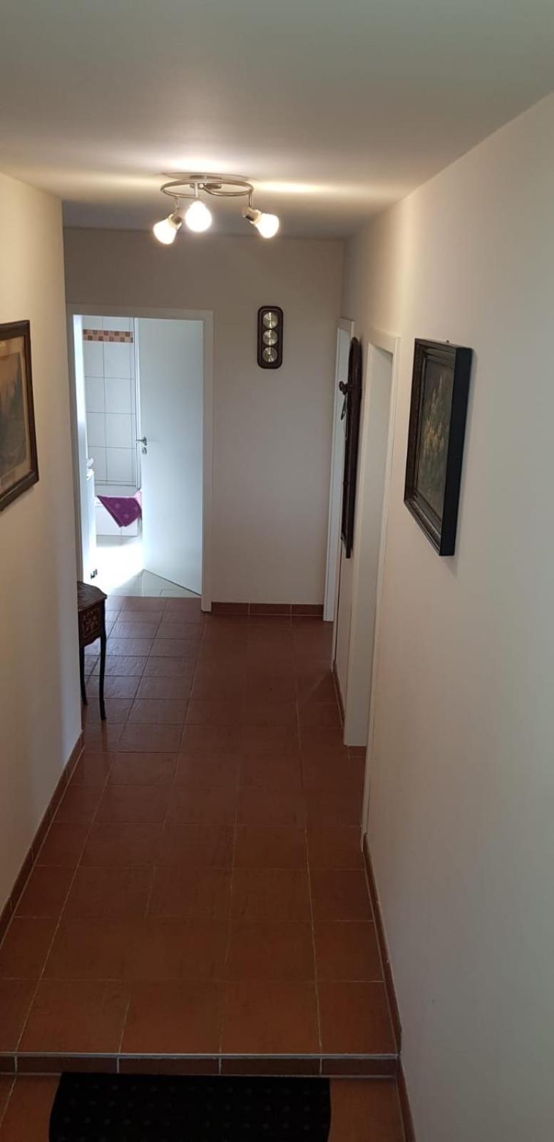 One-Bedroom Apartment - Photo 6