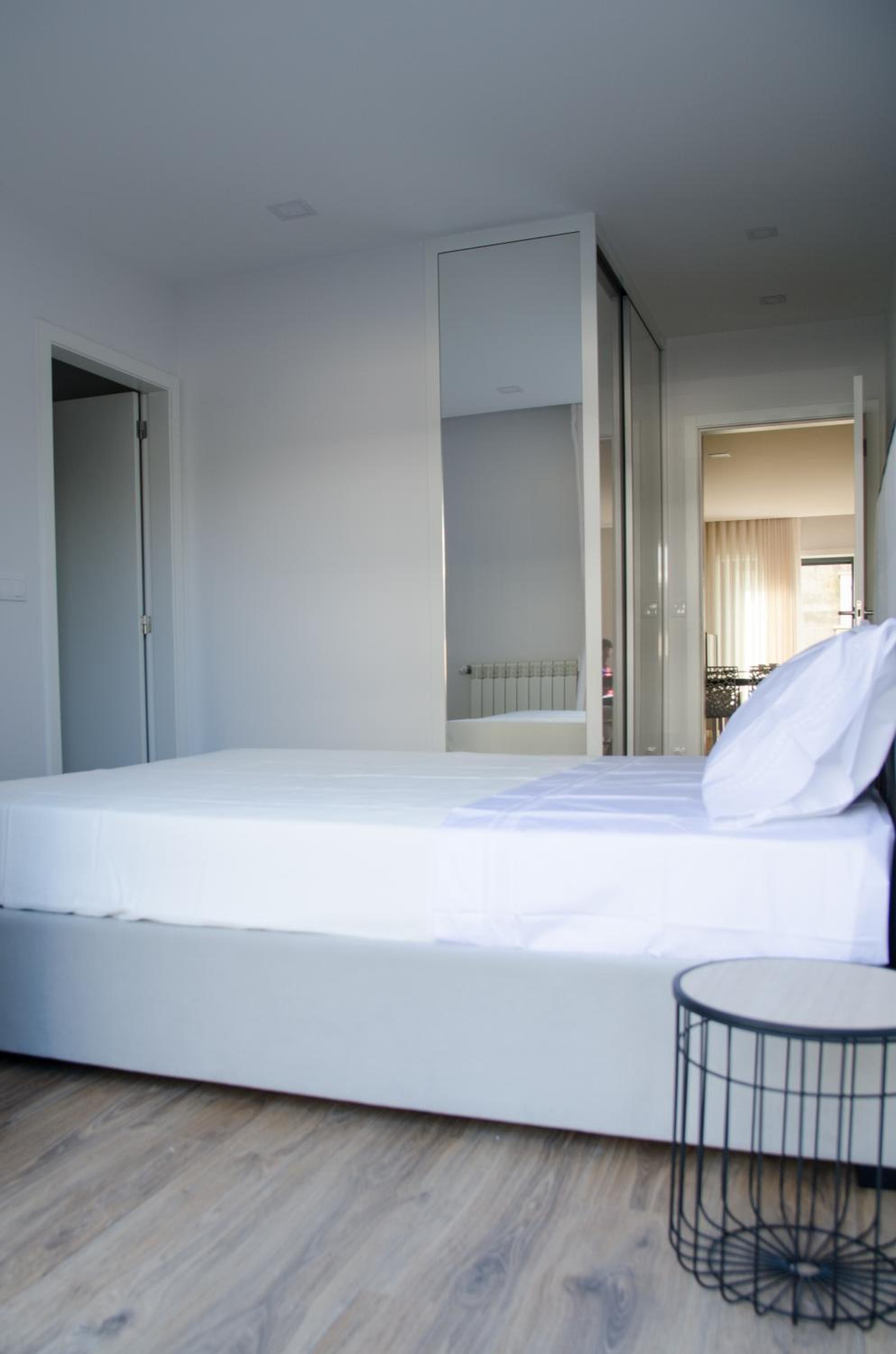 Two-Bedroom Apartment - Photo 7