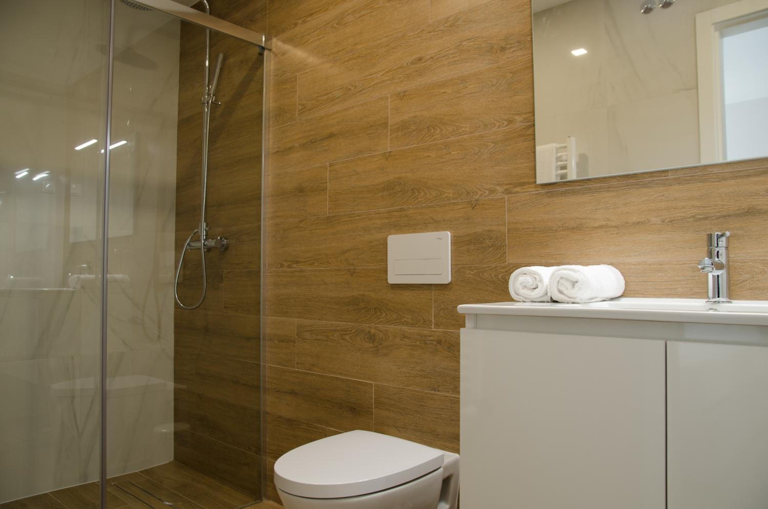 Two-Bedroom Apartment - Photo 6