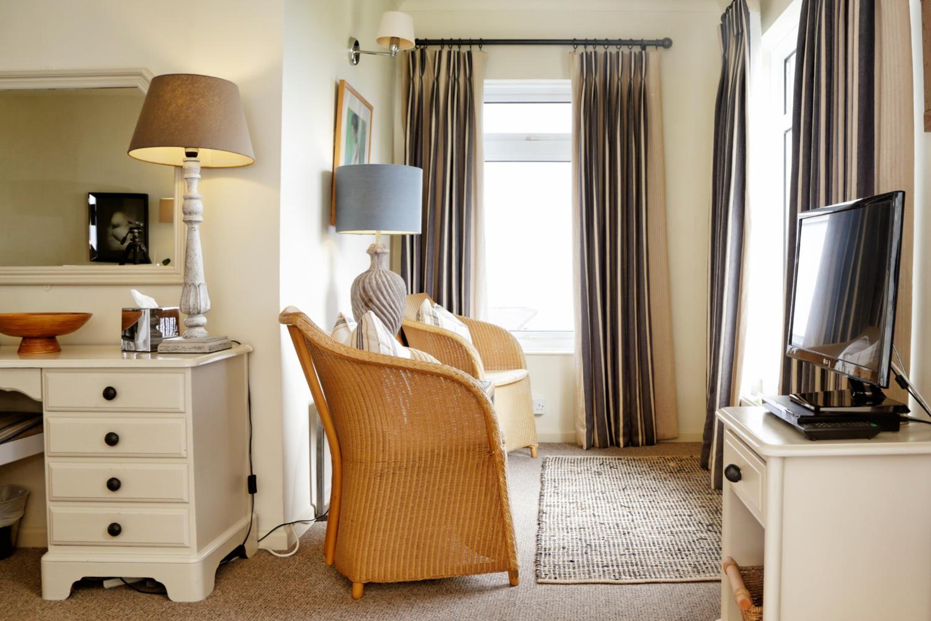 Large Double Room with Sea View photo 1