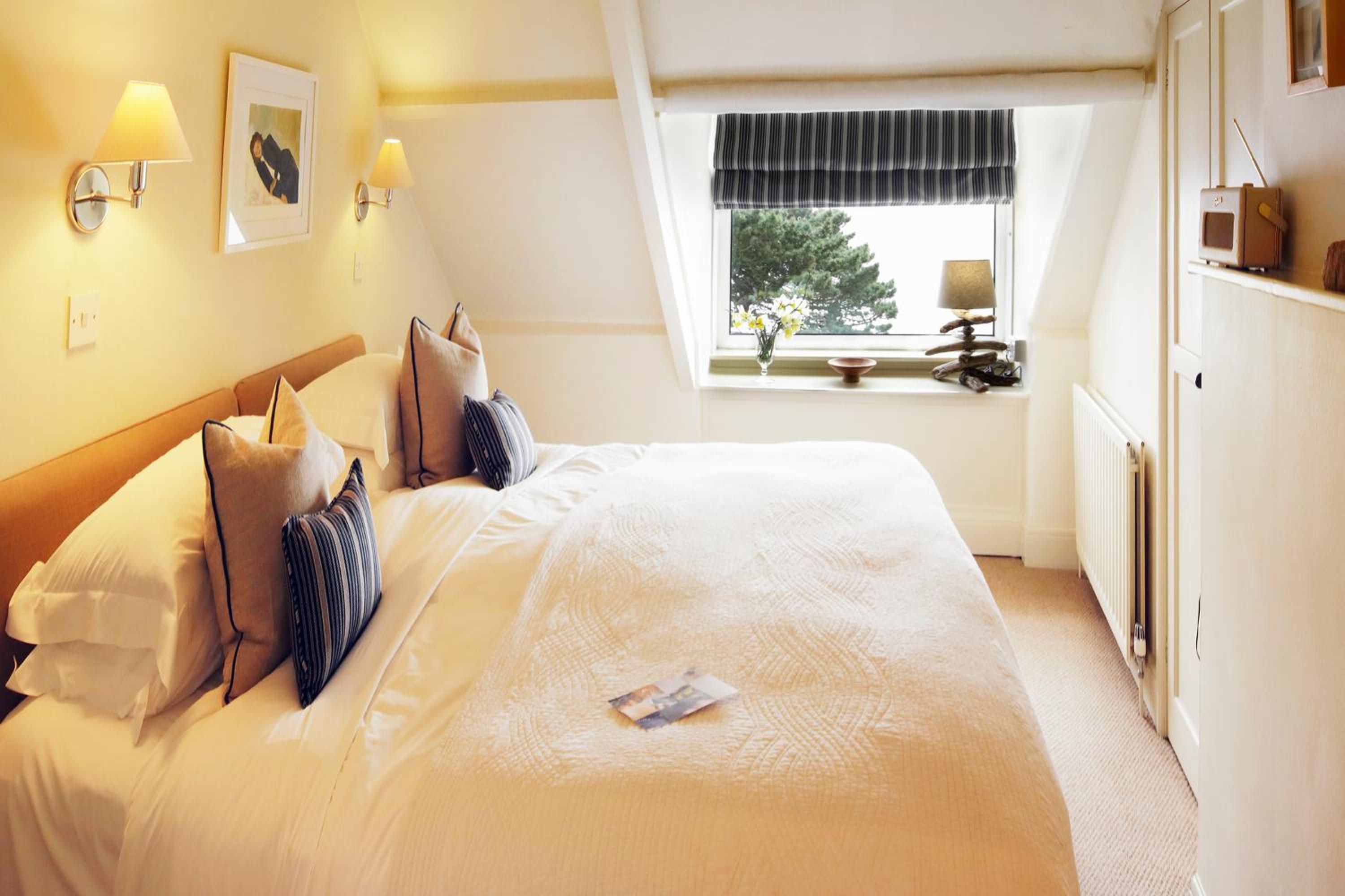 Small Double or Twin Room photo 3