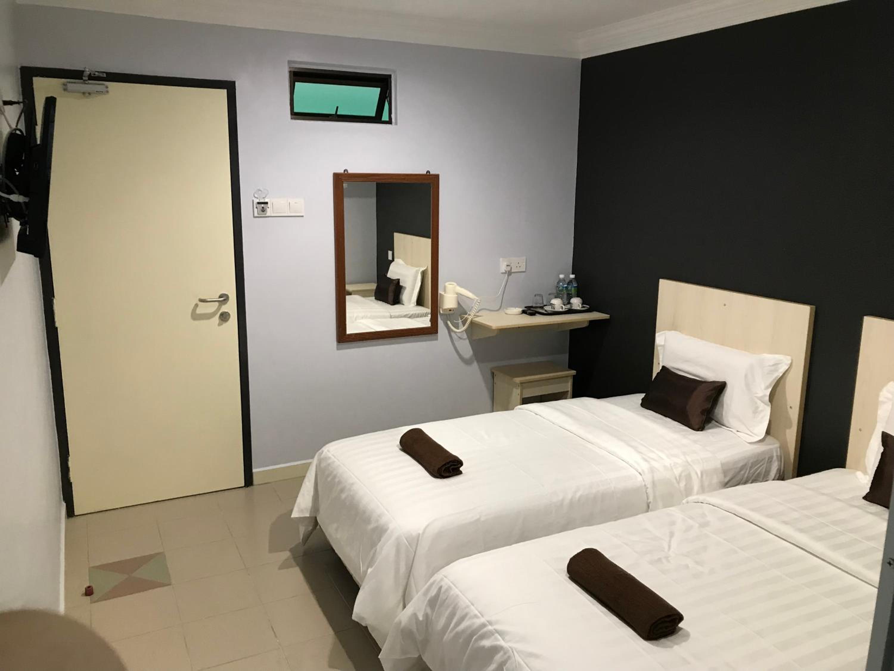 Superior Twin Room photo 2