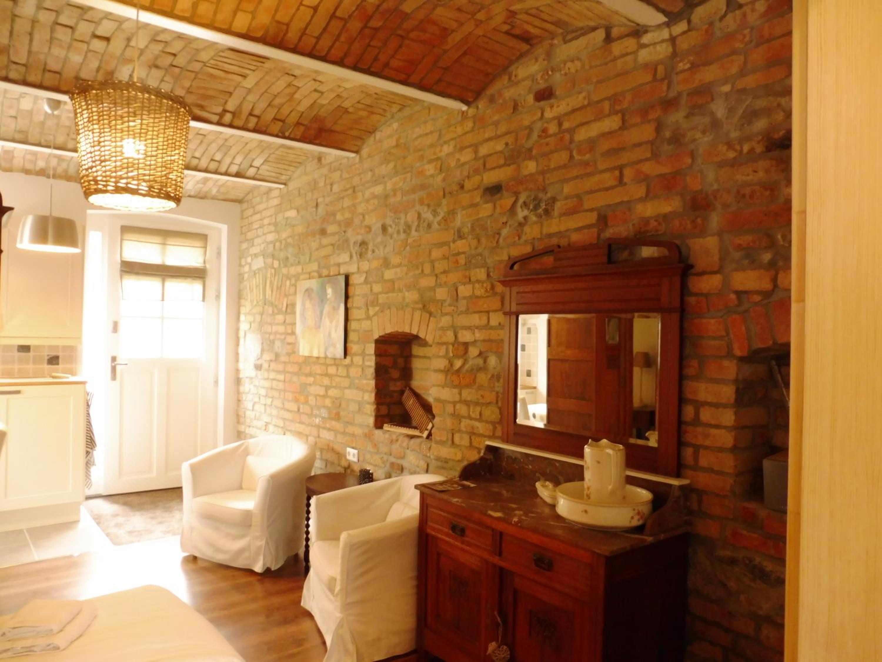 Double Room with Private Bathroom photo 2