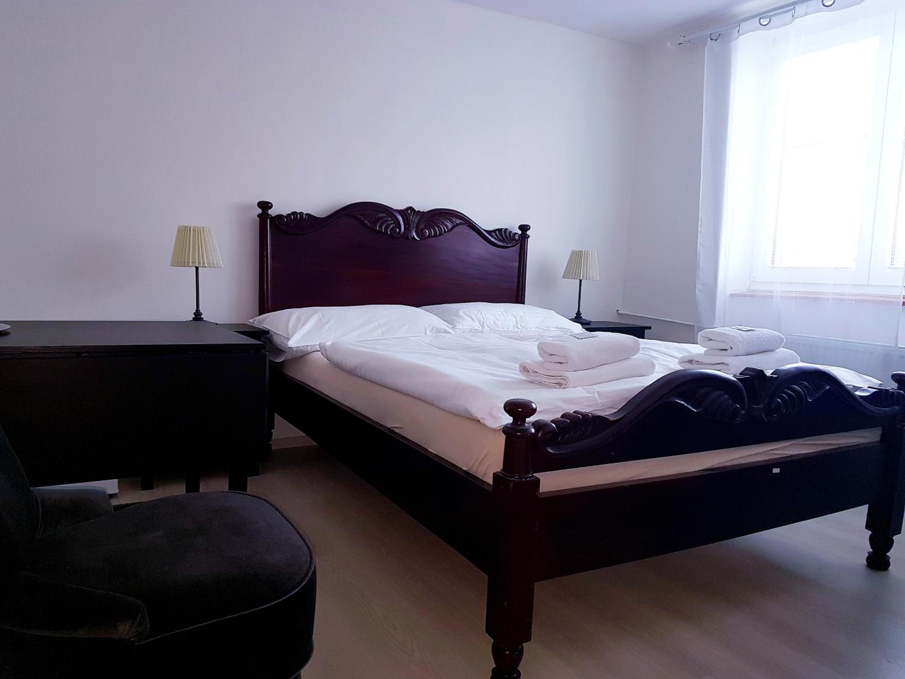Double or Twin Room - Photo 13