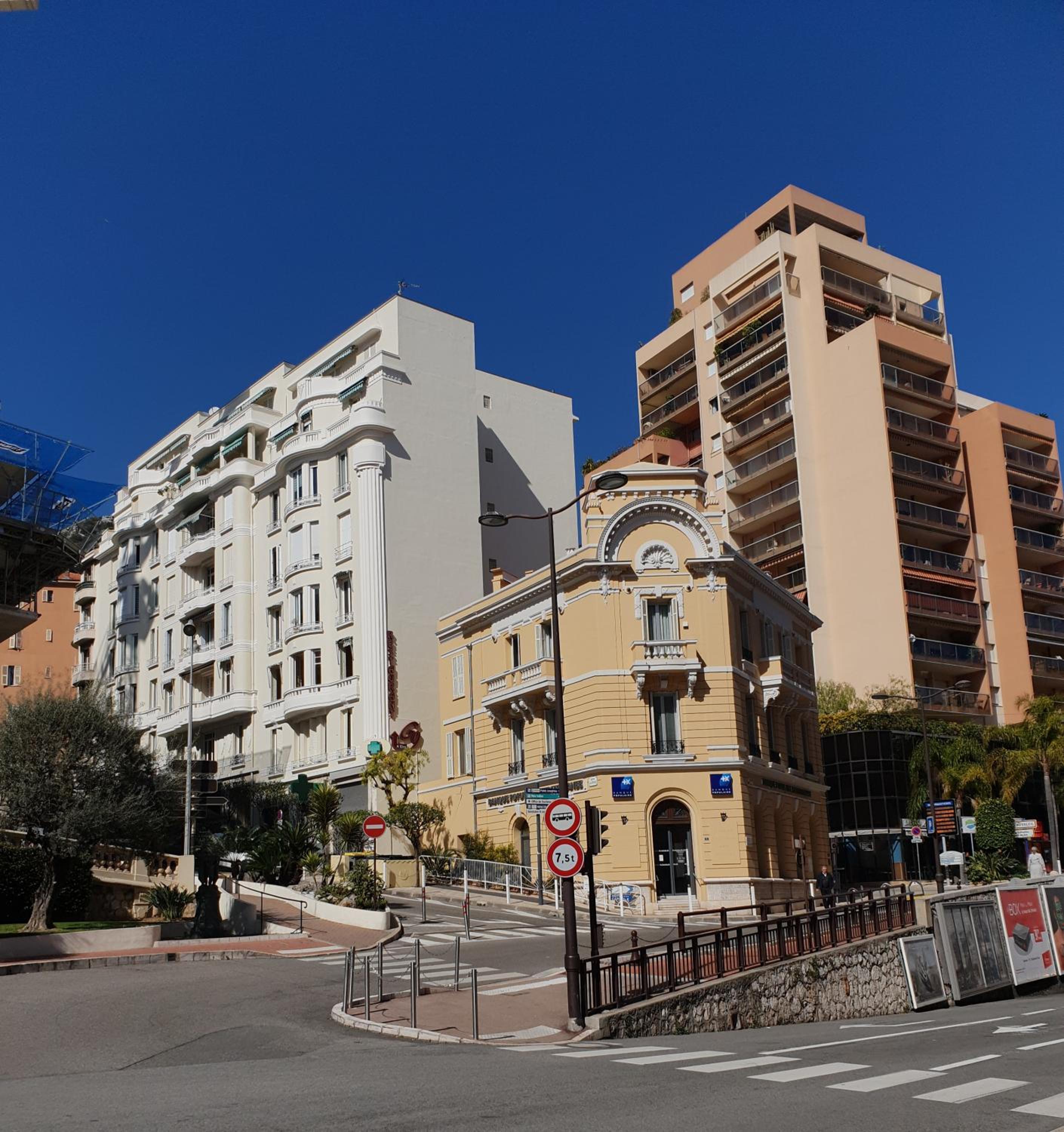 Apartment - Photo 41
