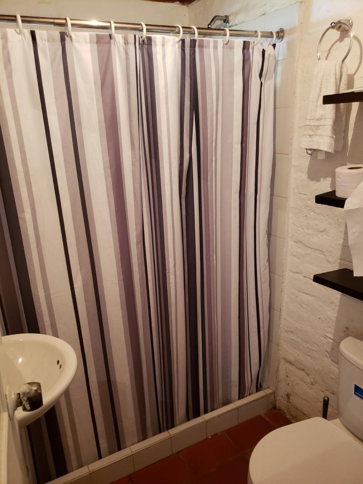 Family Room with Bathroom photo 2