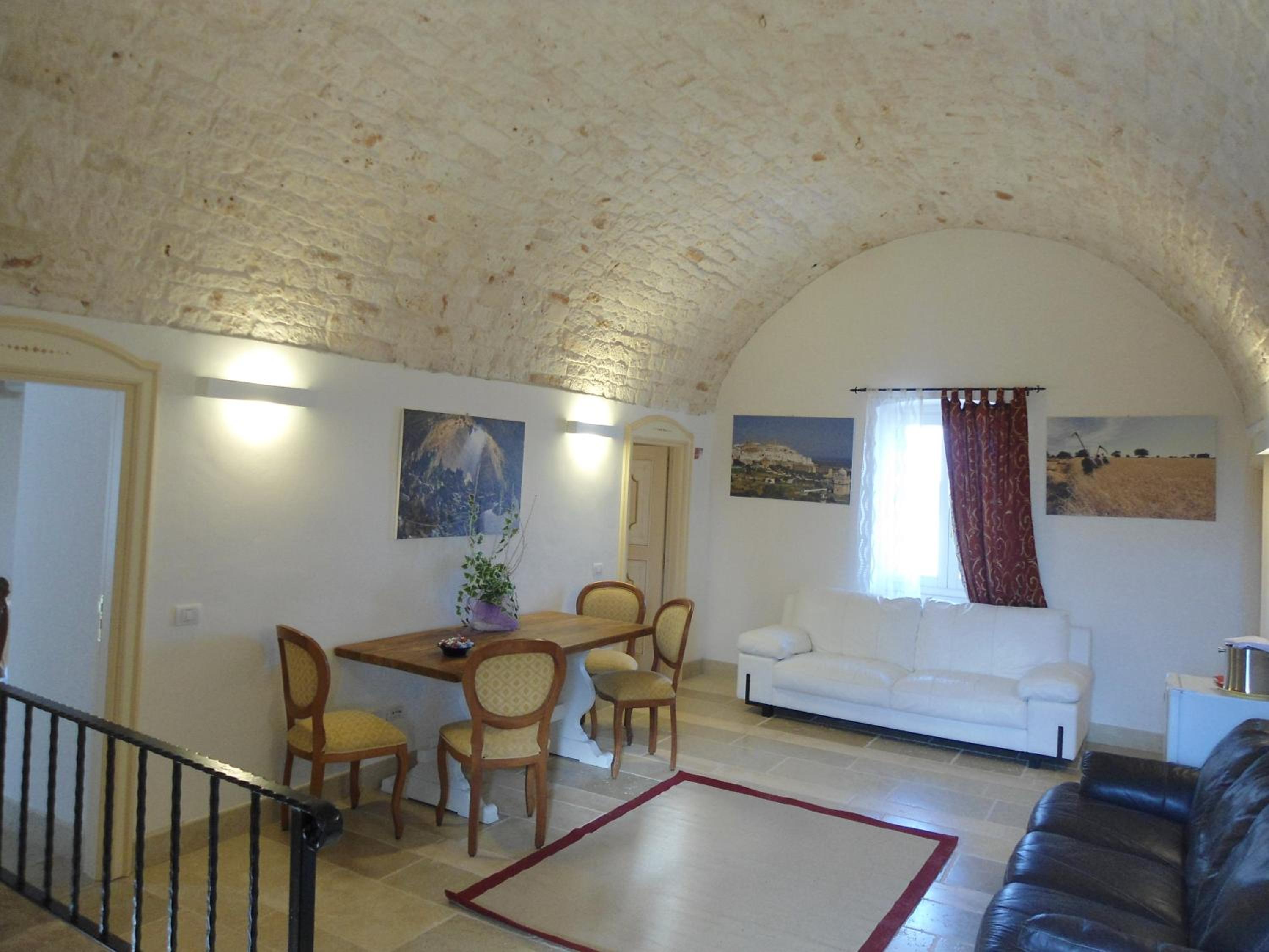 Two-Bedroom Apartment - Photo 15