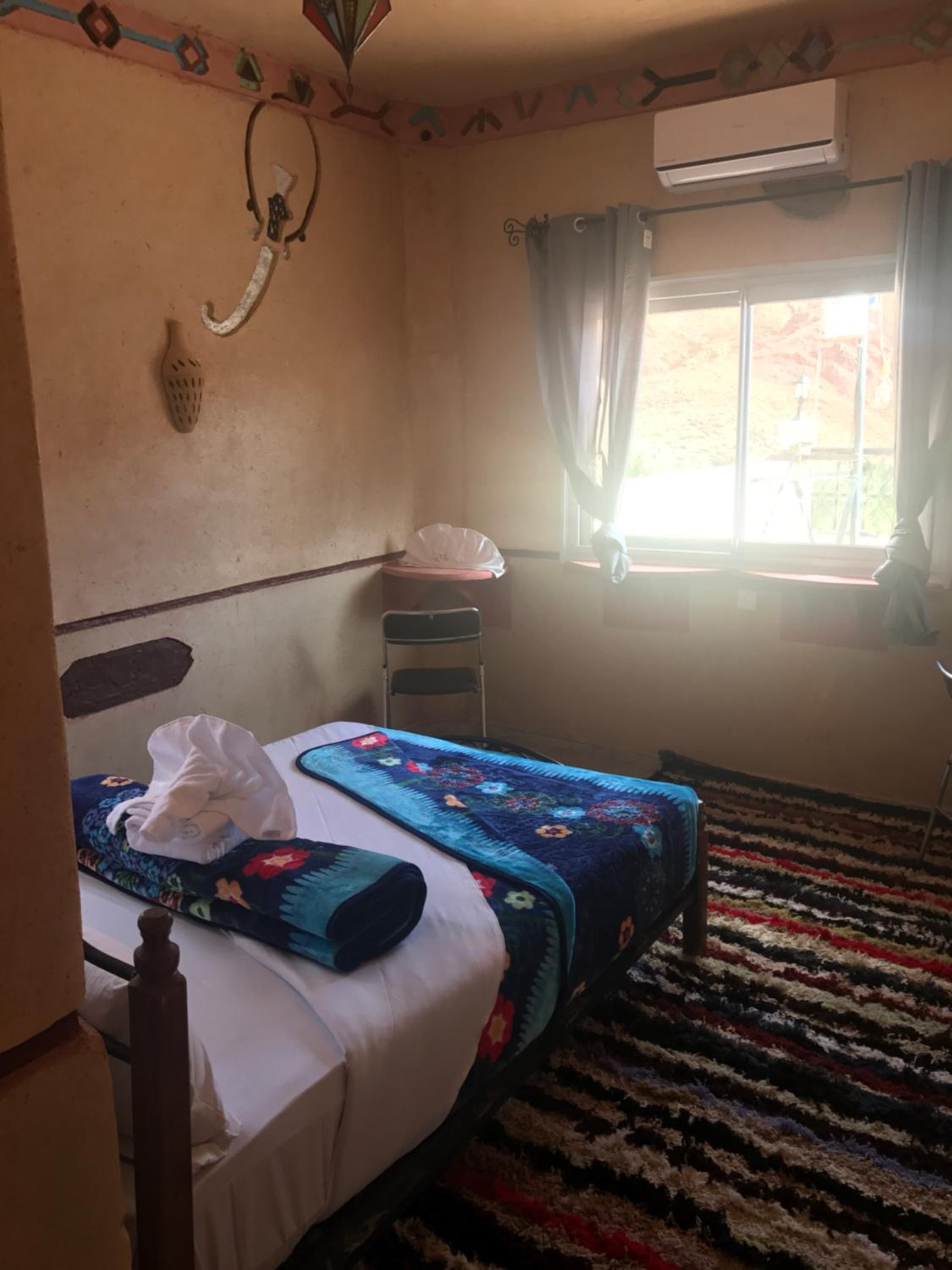 Double Room with Mountain View - Photo 3