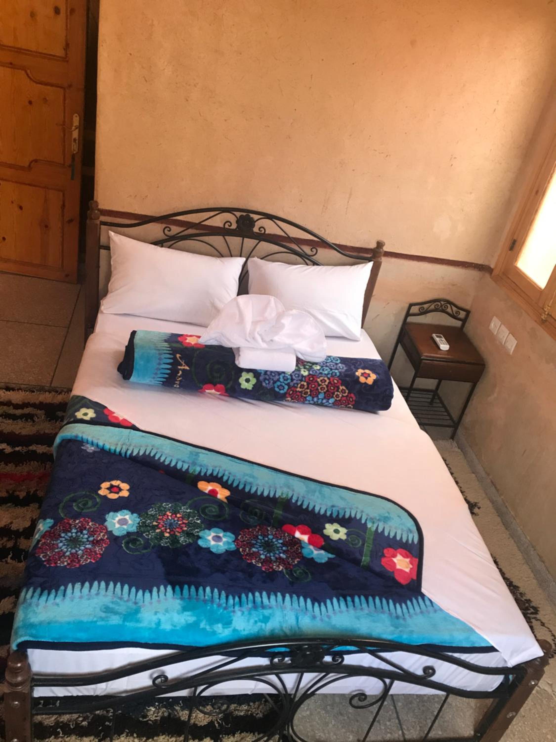 Double Room with Mountain View - Photo 1