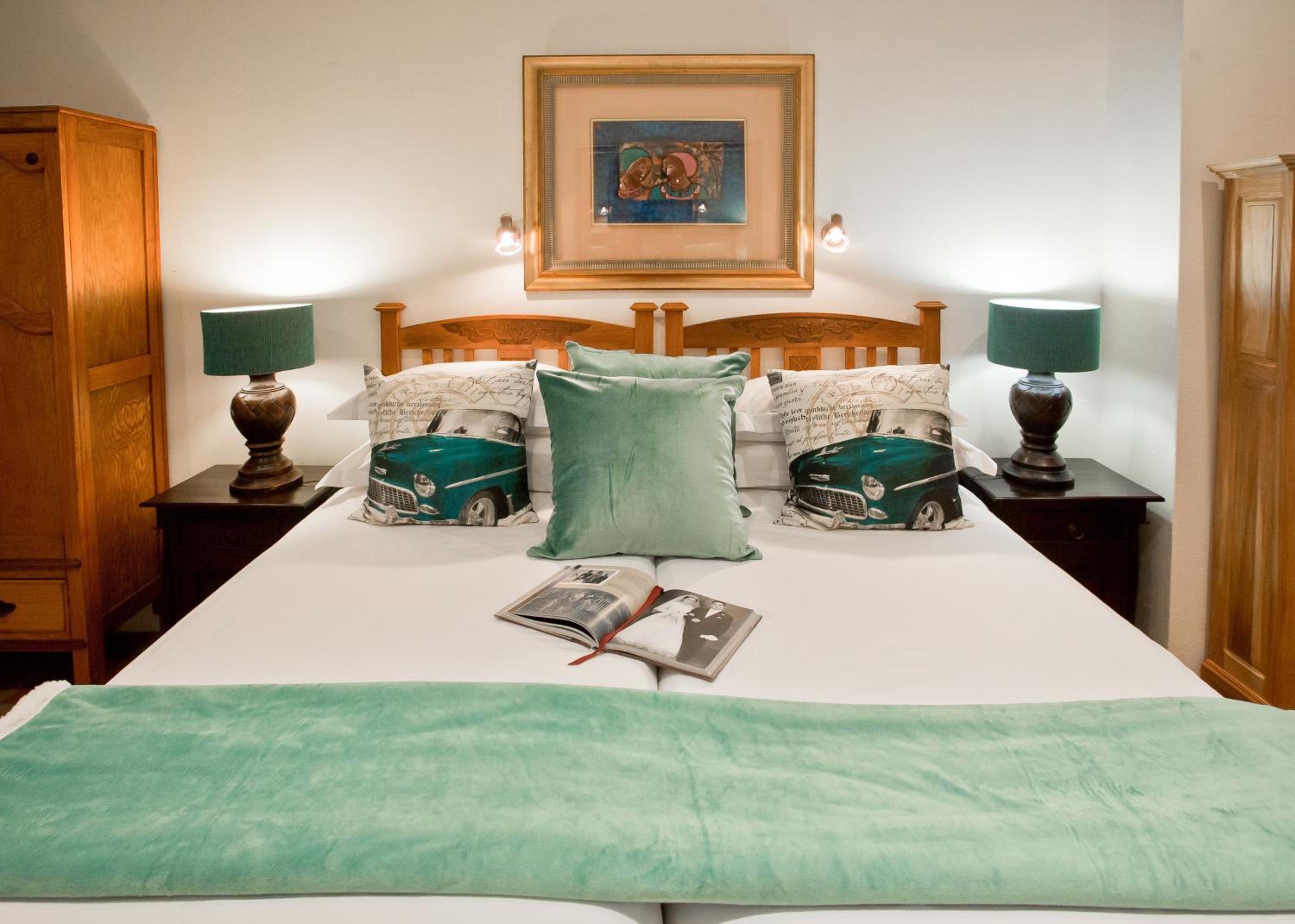 Twin Room - Photo 3