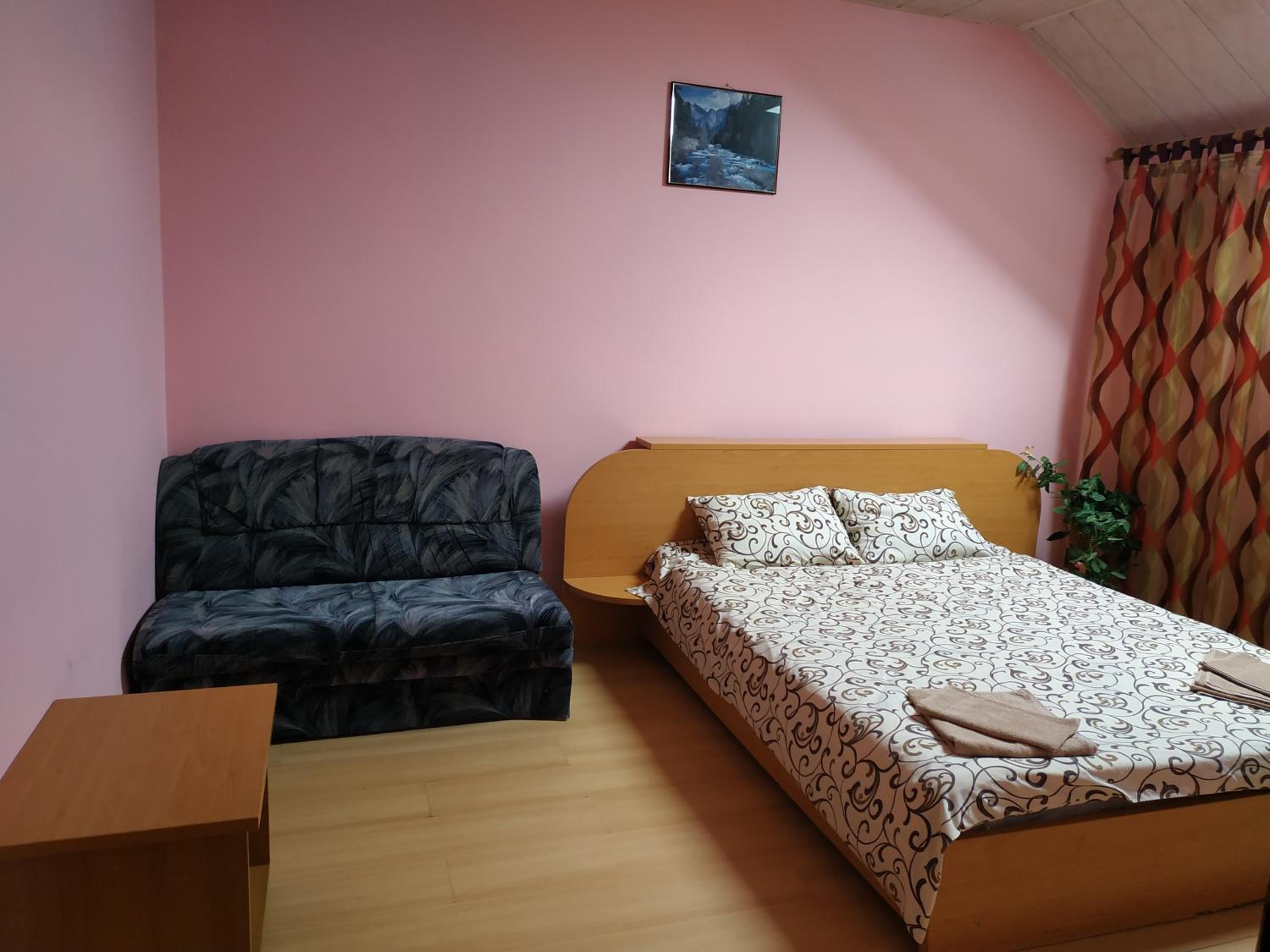 Large Double Room photo 1