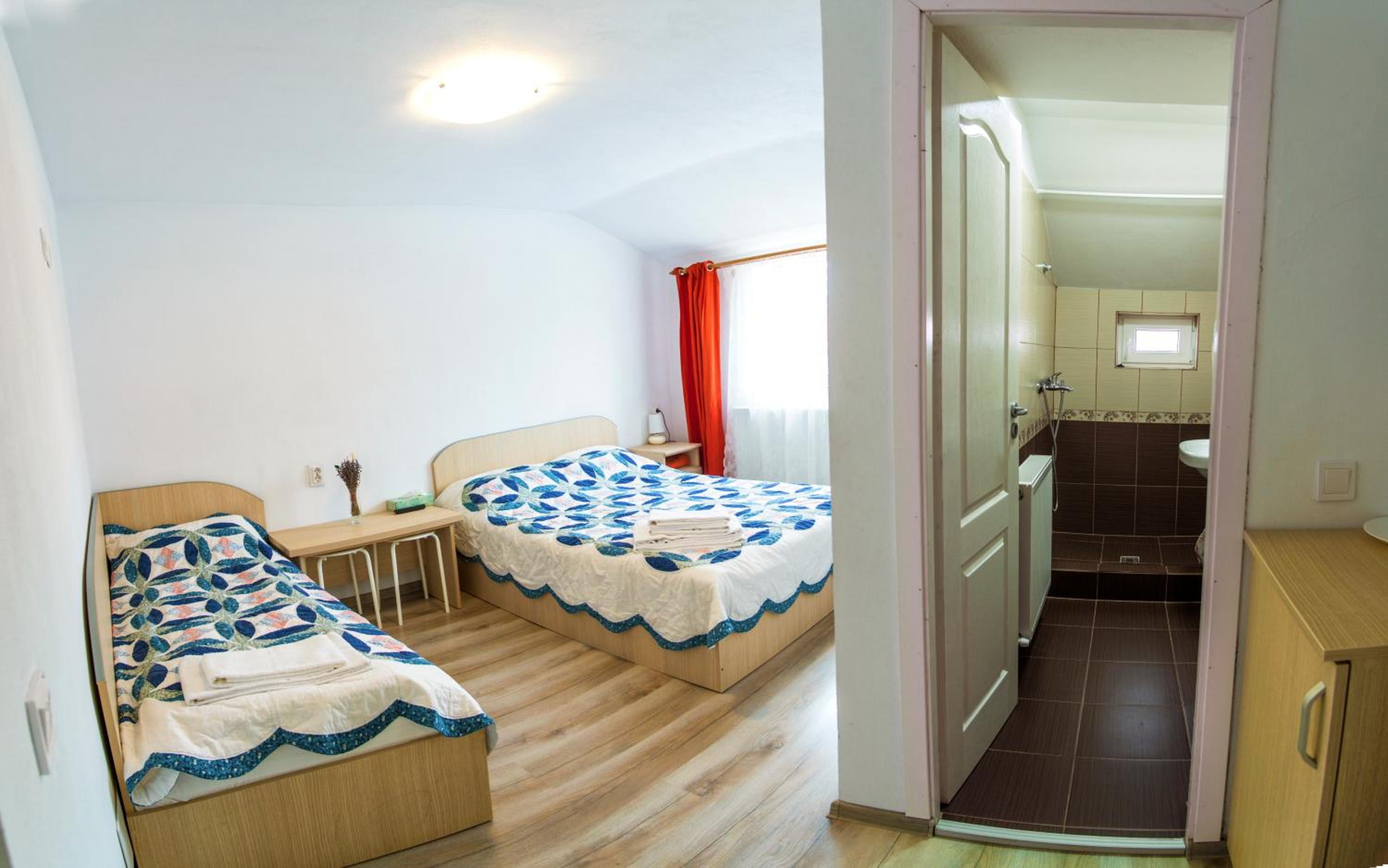 Triple Room - Photo 1
