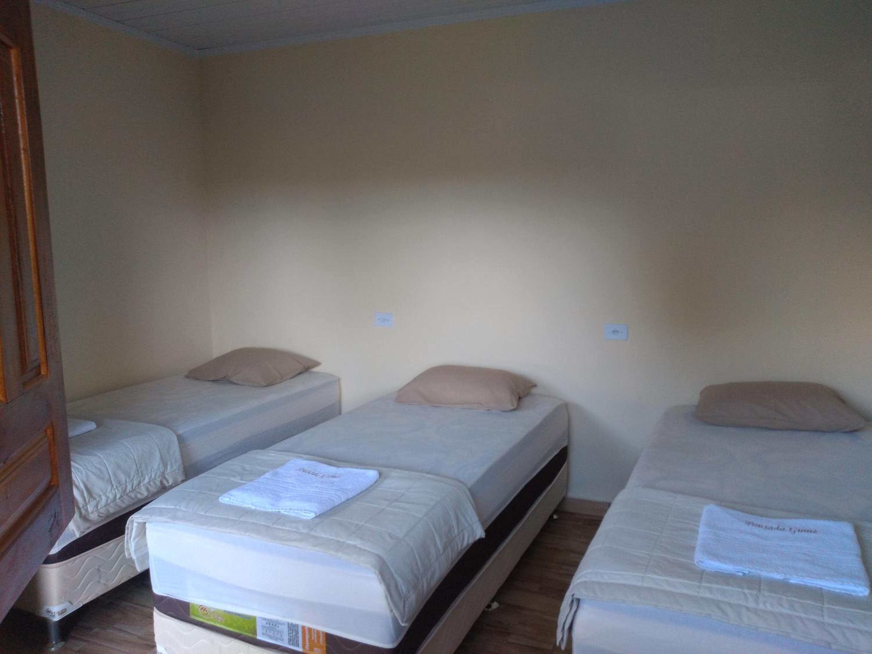 Triple Room with Private Bathroom - Photo 5