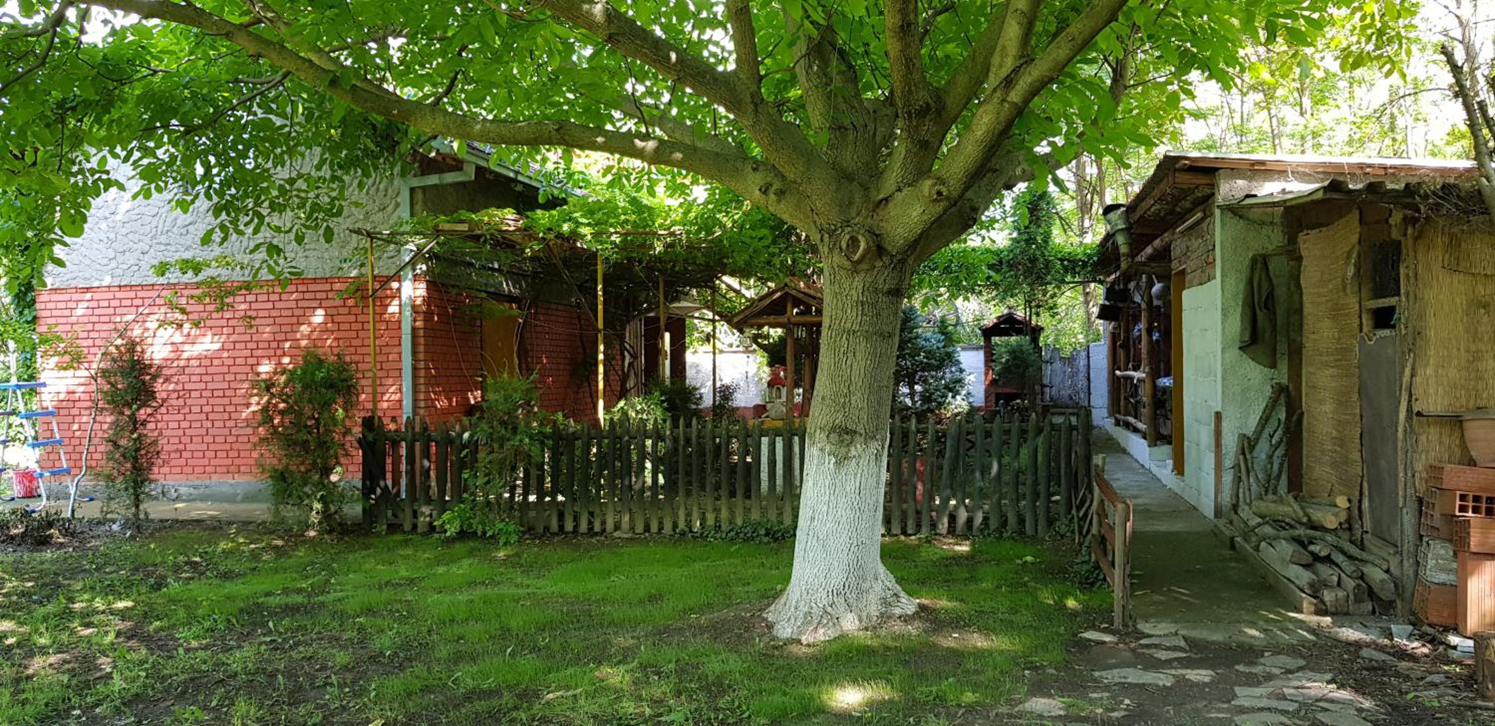 Villa photo 2