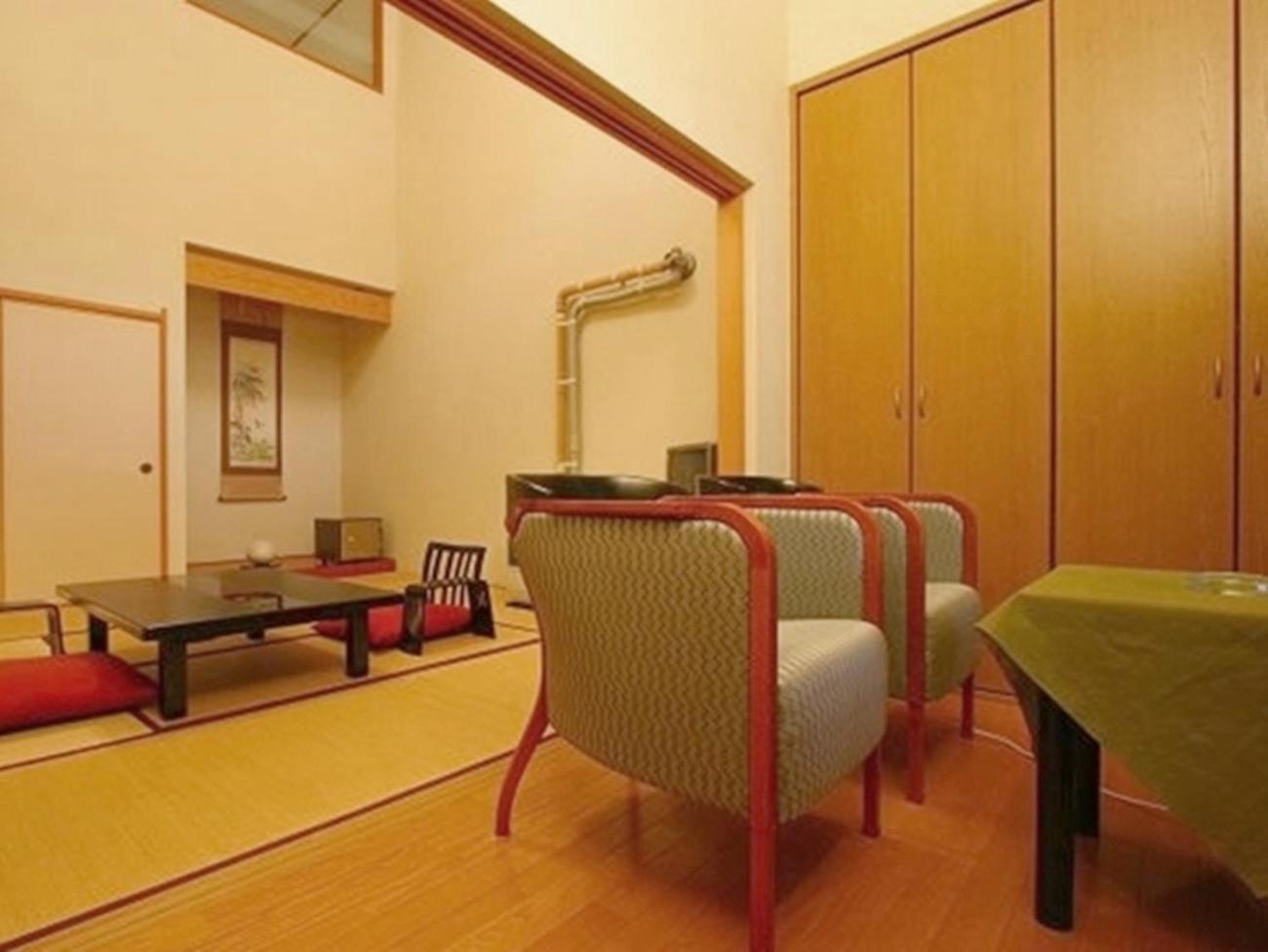 Japanese-Style Maisonette - Photo 1