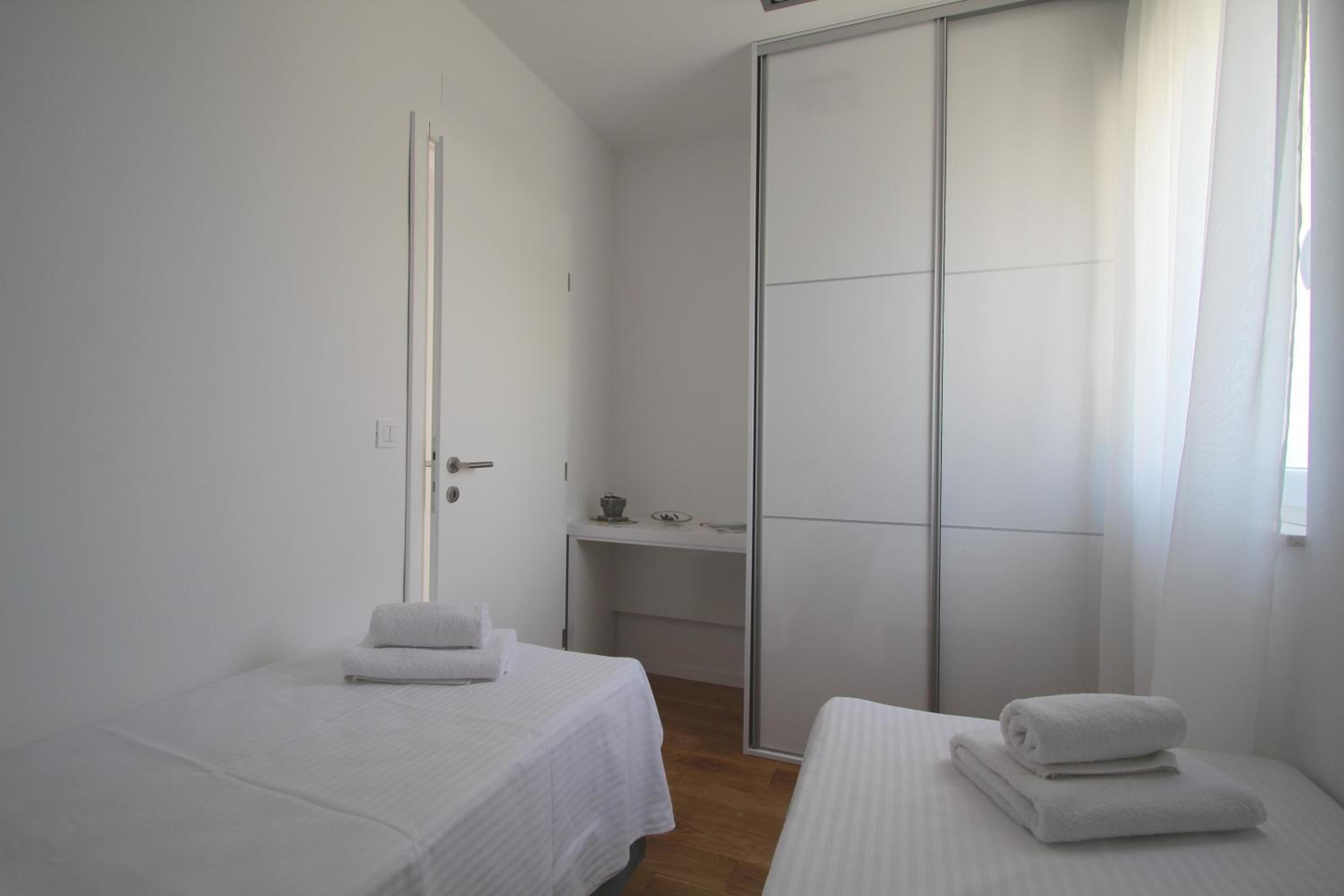 Two-Bedroom Apartment with Terrace and Sea View photo 1
