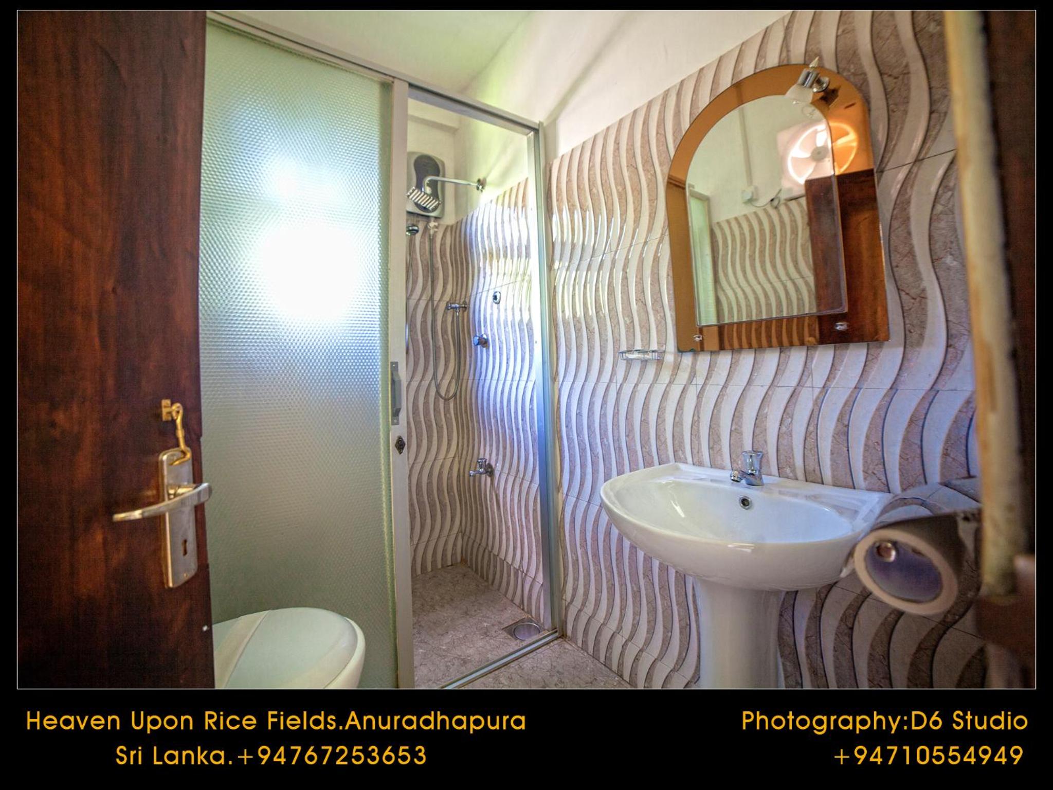Deluxe Double Room with Balcony & Rice Paddy View photo 1