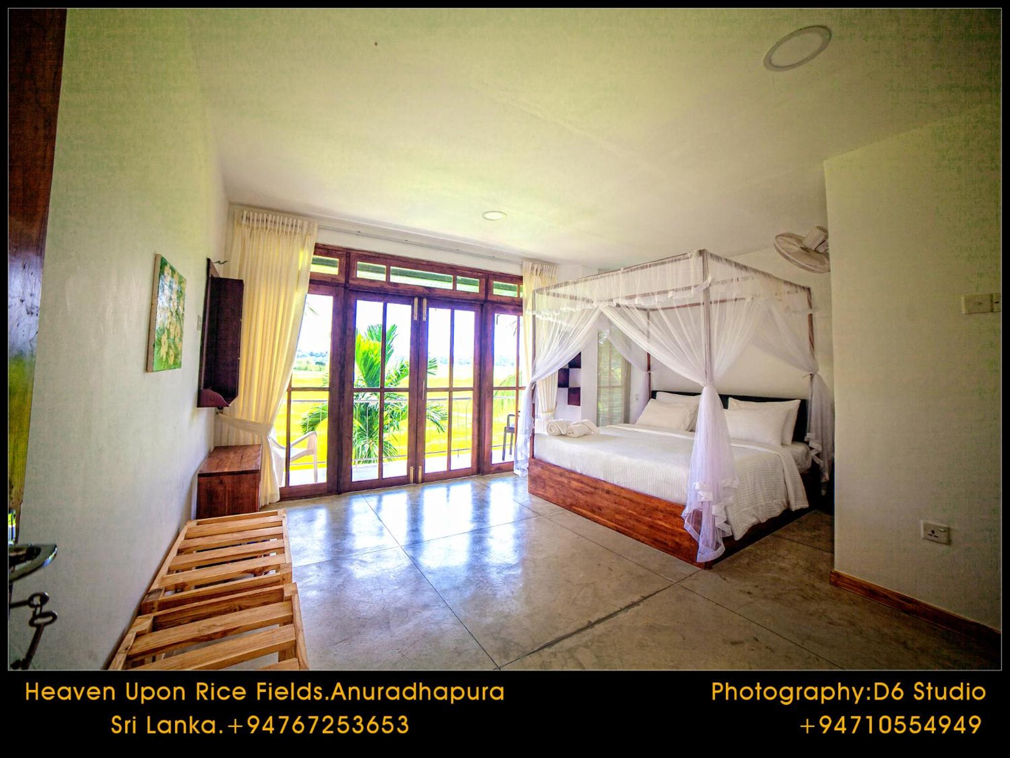 Deluxe Double Room with Balcony & Rice Paddy View photo 3