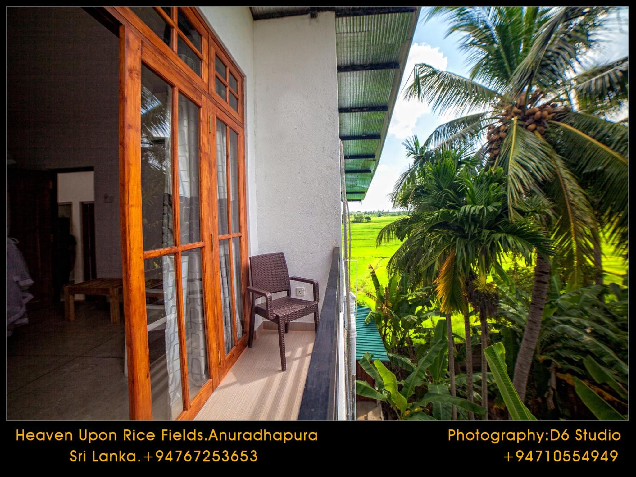Deluxe Double Room with Balcony photo 1