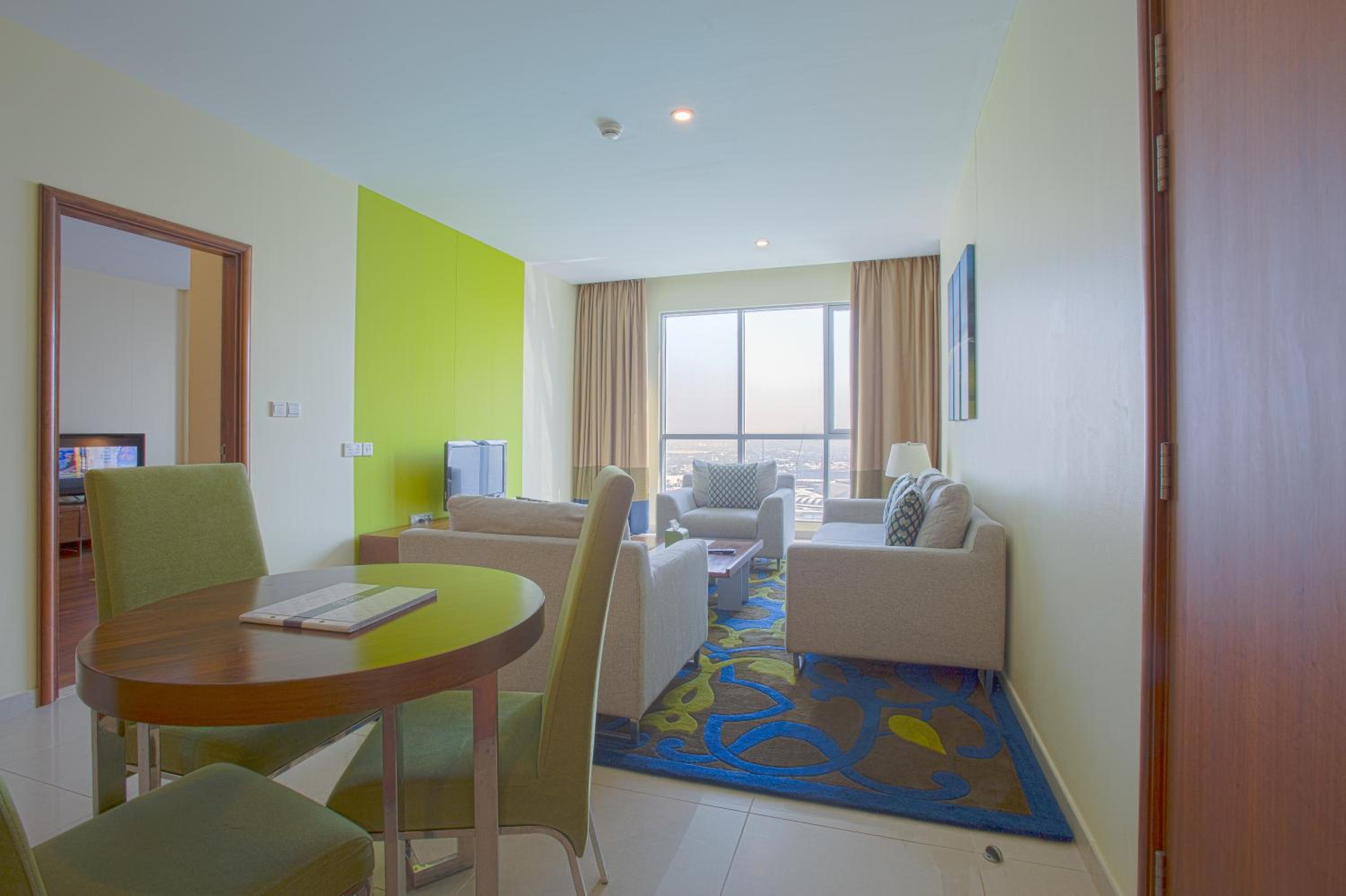 1 Bedroom, King, Burj Khalifa/Fountain View, Non-Smoking - Photo 5